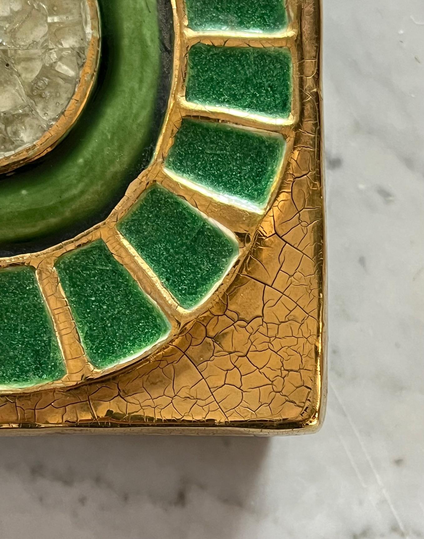 A square ceramic box, by Mithé Espelt. France, 1970 In Good Condition For Sale In Paris, Ile-de-France