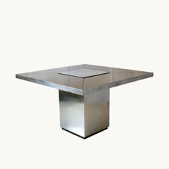 Una mesa cuadrada, Italia años 70.