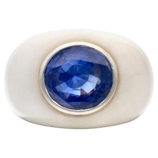 SSEF SWISS Certified 8.51 Cts Ceylon Sapphire and Chalcedoney Ring  For Sale