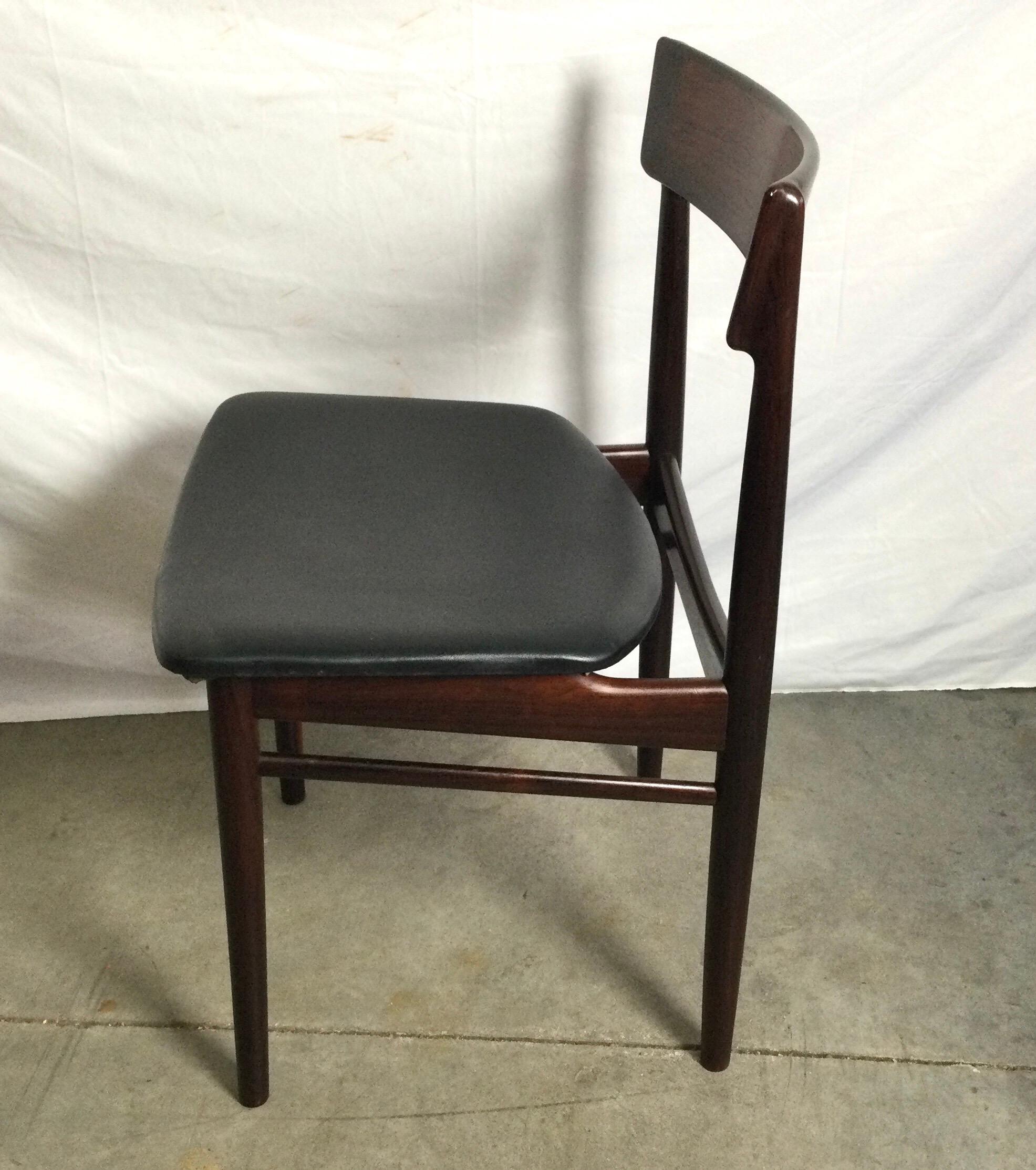 Conjunto de seis sillas de comedor de palisandro de Henry Rosengren Hansen, años 60 Danés