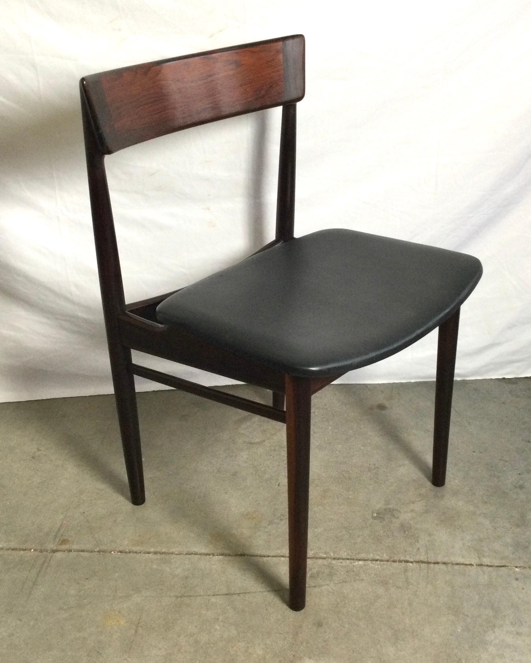 Conjunto de seis sillas de comedor de palisandro de Henry Rosengren Hansen, años 60 Palo de rosa