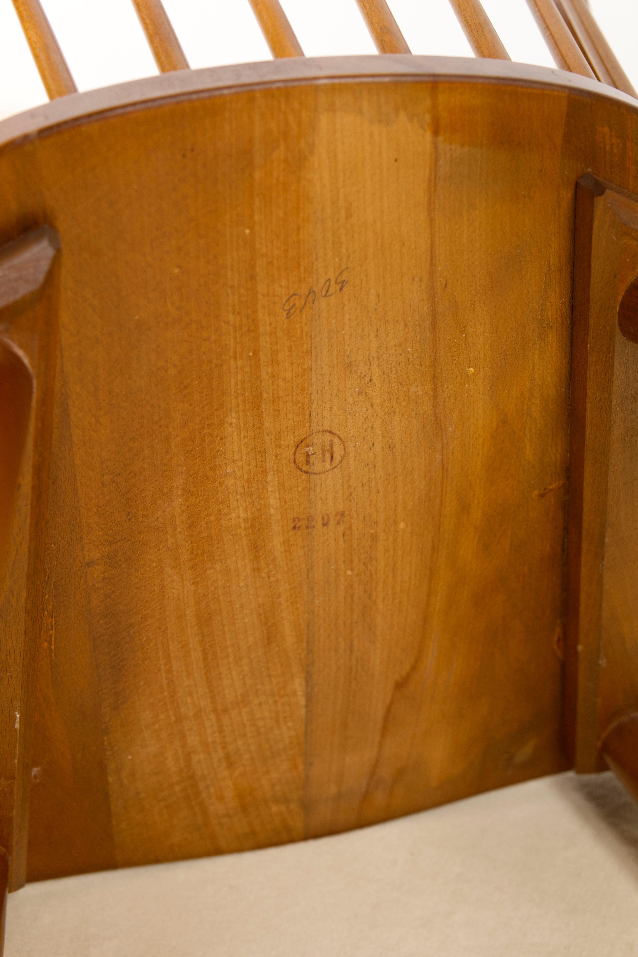 A stained beech armchair by Axel O. Larsen, Model 1776 FH, Denmark, 1940s For Sale 3