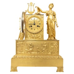 Orologio dorato a fuoco francese a figura intera dell'epoca della Restaurazione