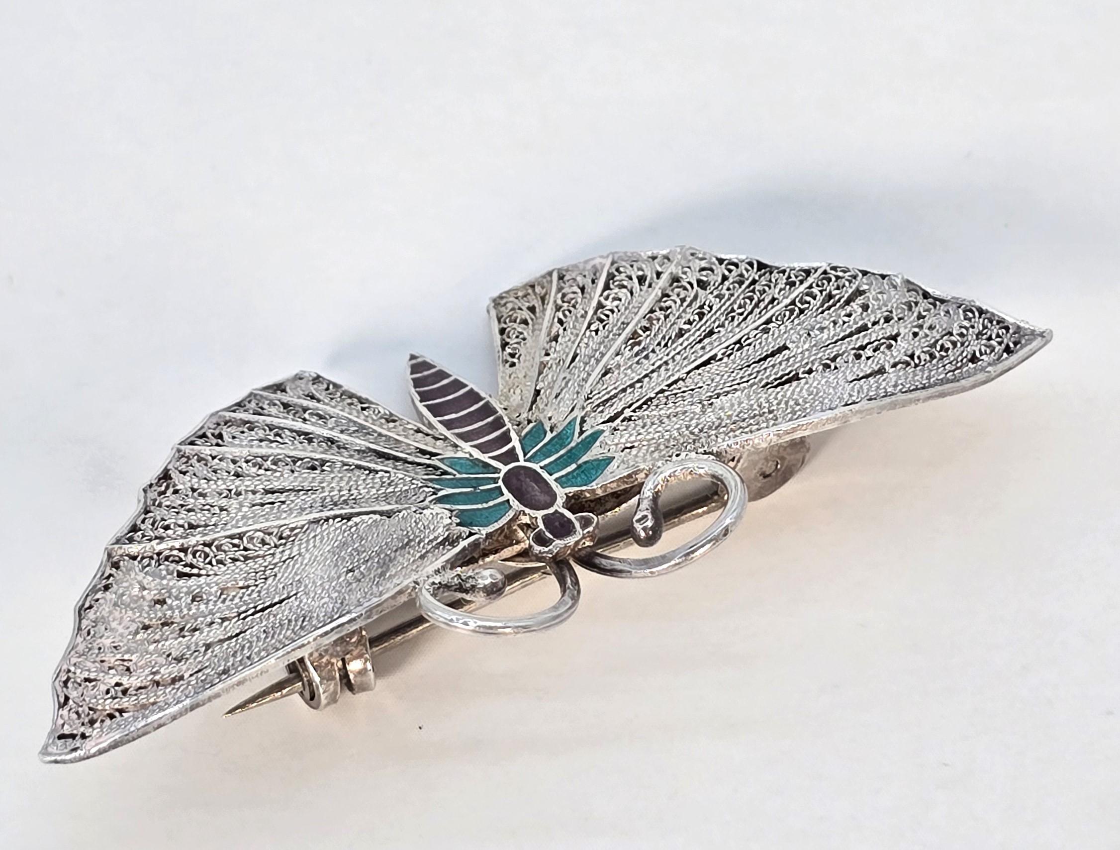 Fatto a mano Spilla a farfalla in filigrana d'argento e smalto, Continentale, 1930 ca. in vendita