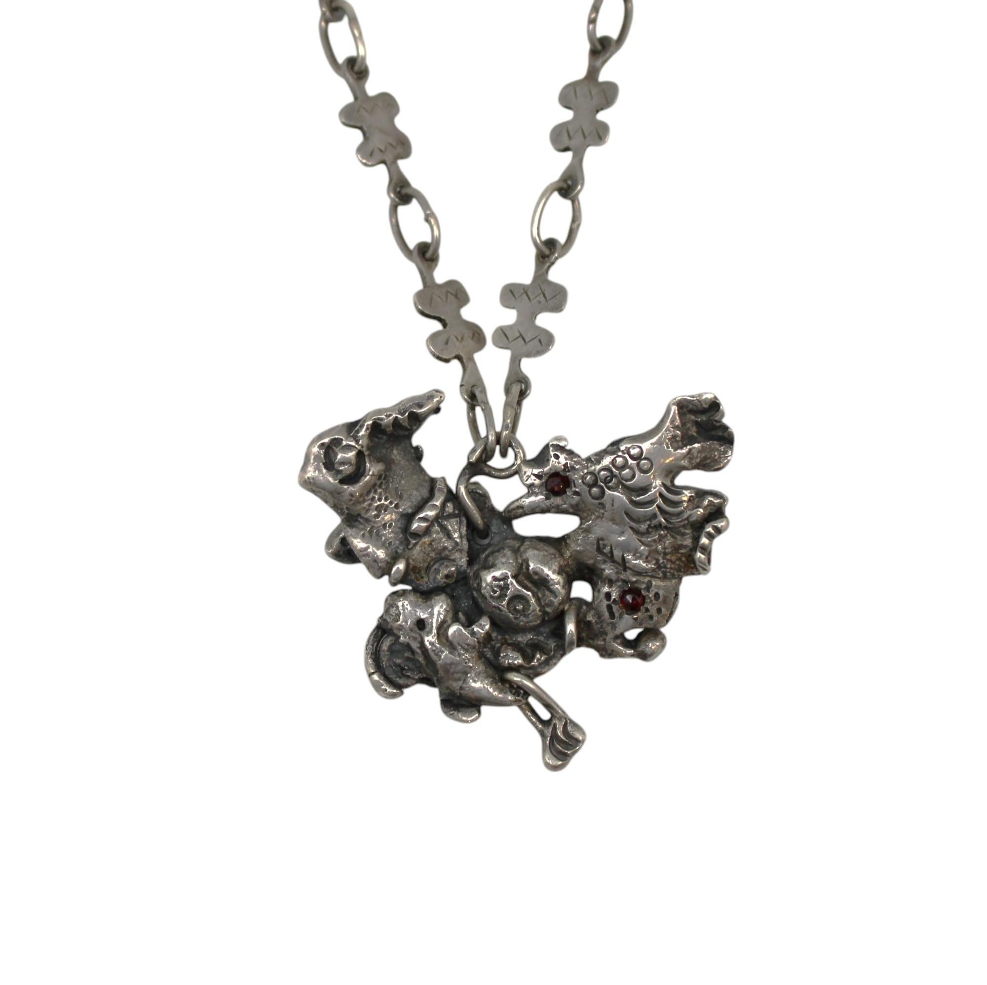 Argento Una collana in argento di Resia Schor in vendita