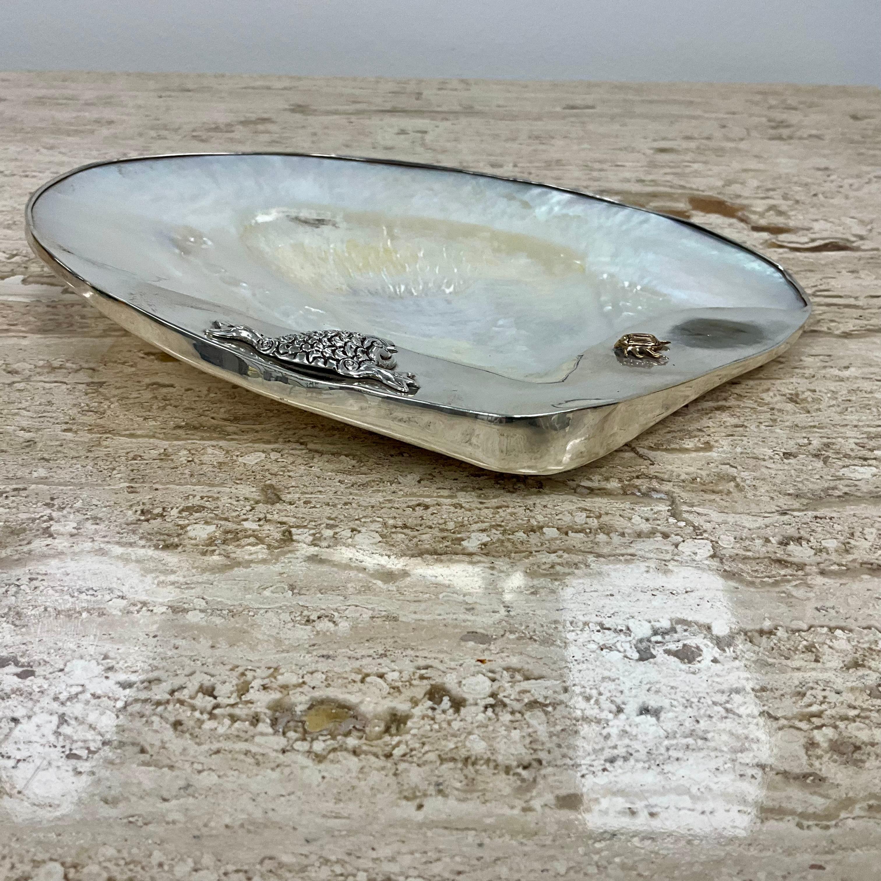 Un piatto in argento e conchiglie di Stephen Dweck In condizioni buone in vendita a West Palm Beach, US