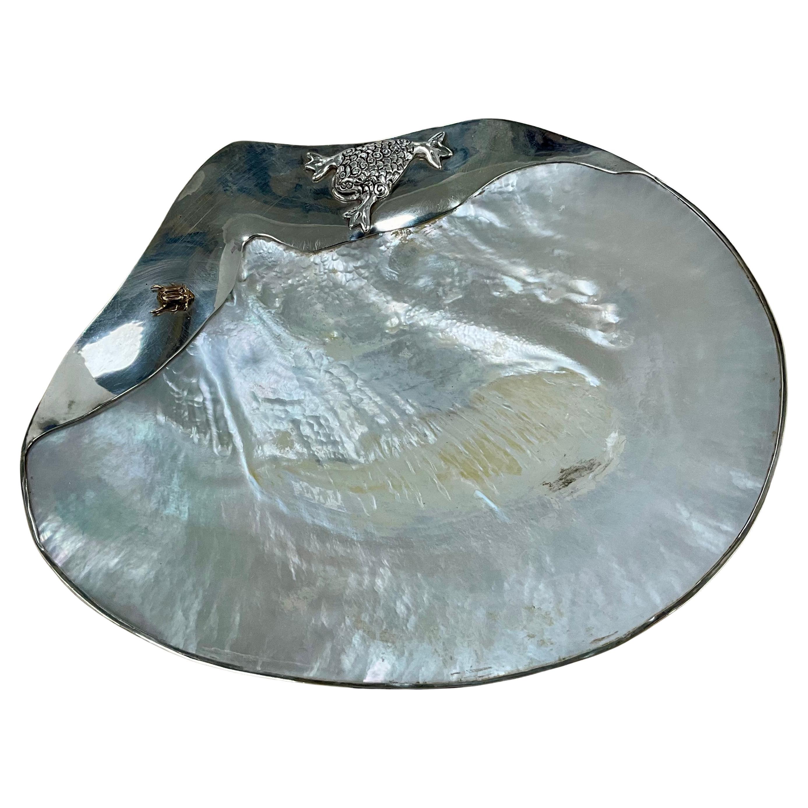 Un piatto in argento e conchiglie di Stephen Dweck in vendita