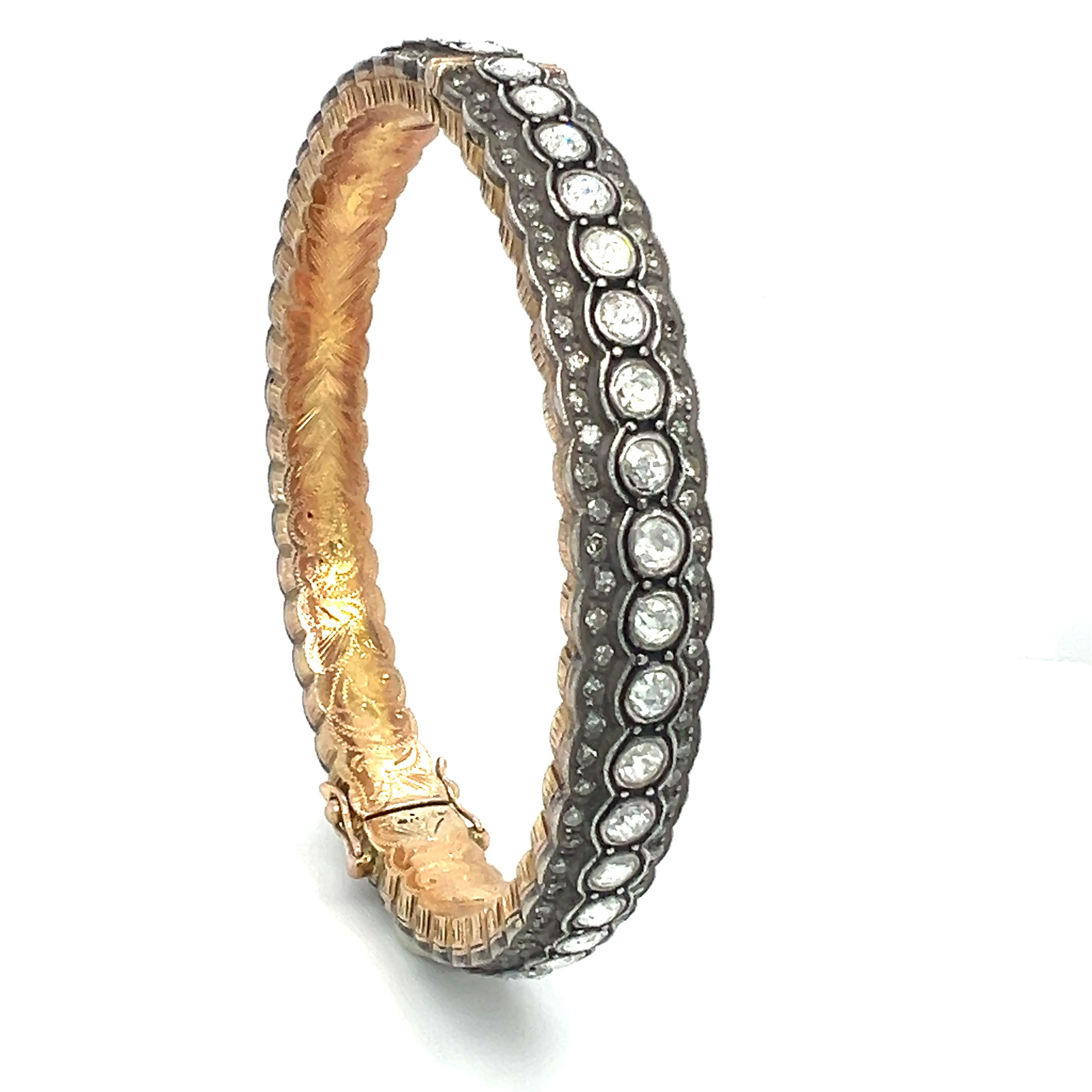 A sterling silver stunning bangle with diamonds For Sale 2