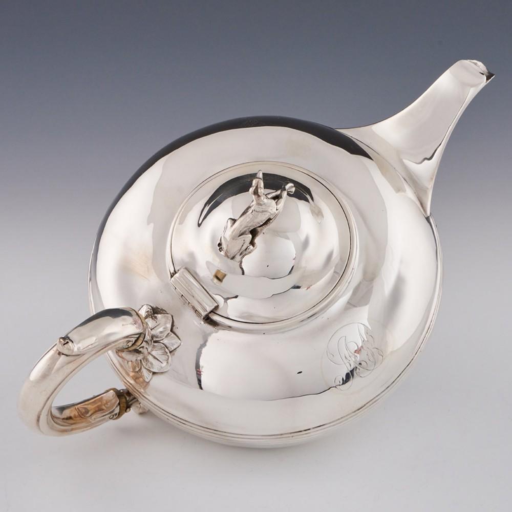 A Sterling Silver Tea Set London, 1856 In Good Condition For Sale In Tunbridge Wells, GB
