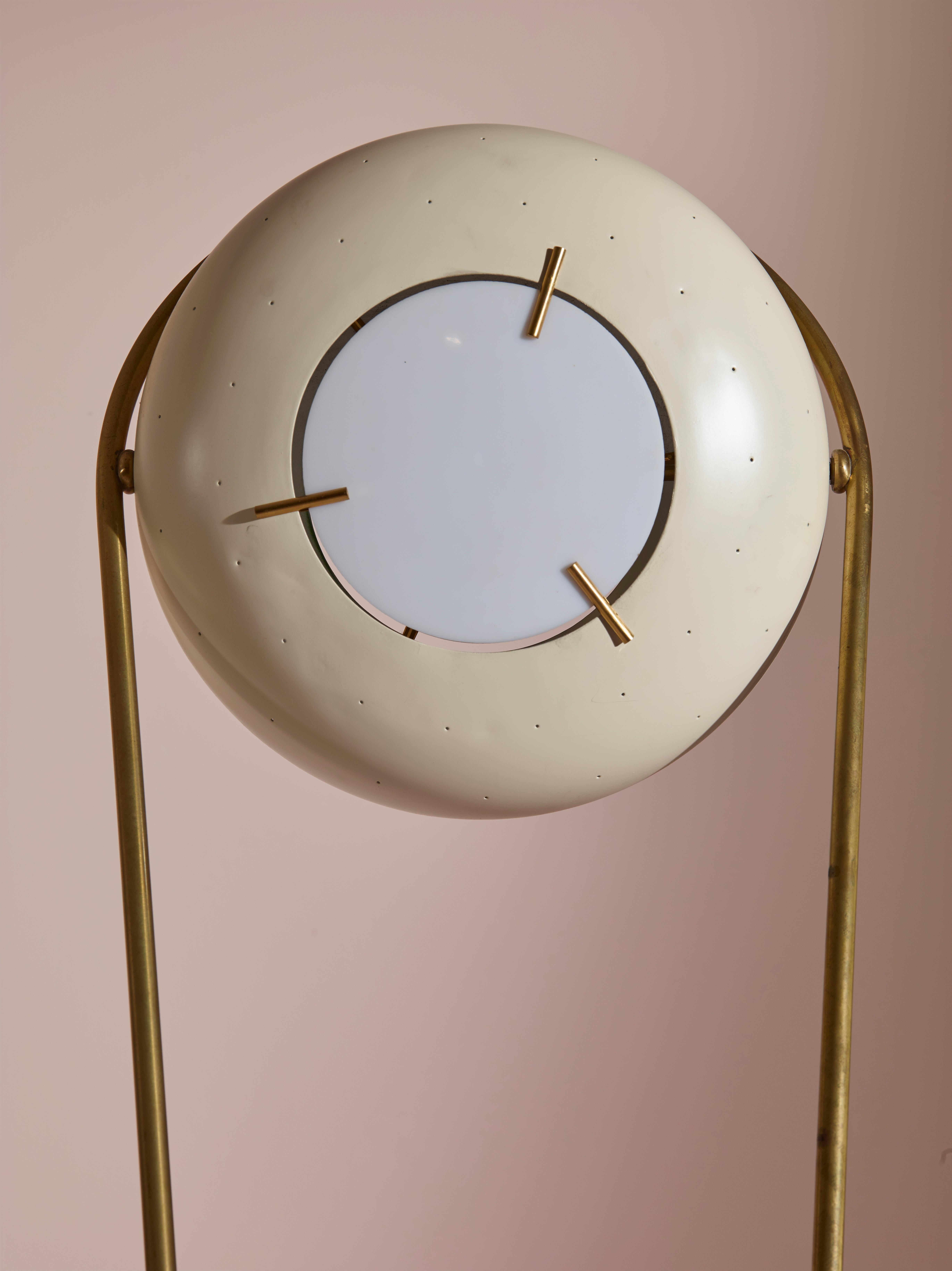 Lampadaire orientable et pivotant Stilux en laiton et marbre, Italie, années 1950 en vente 7