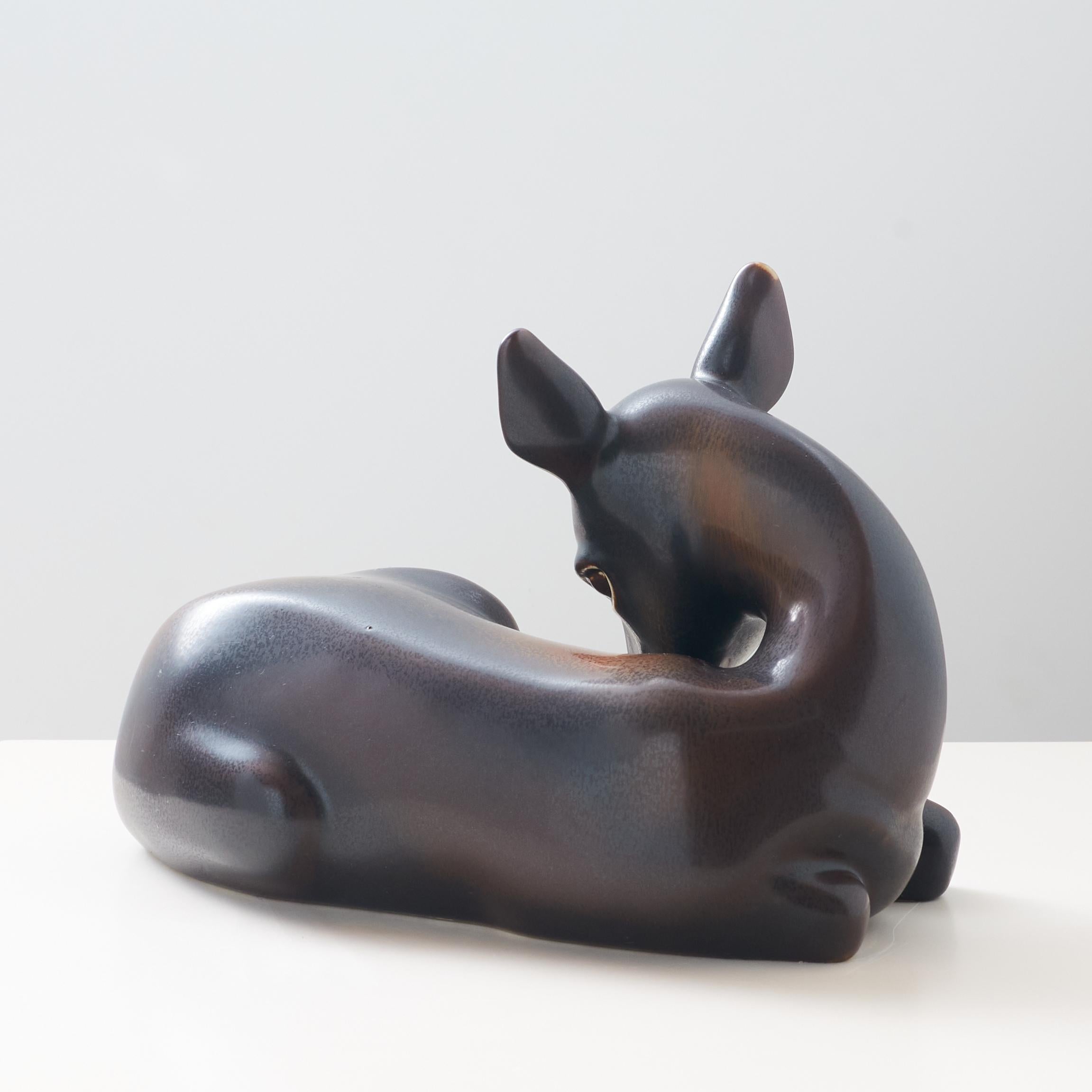 A stoneware fawn by Gunnar Nylund In Good Condition For Sale In San Francisco, CA