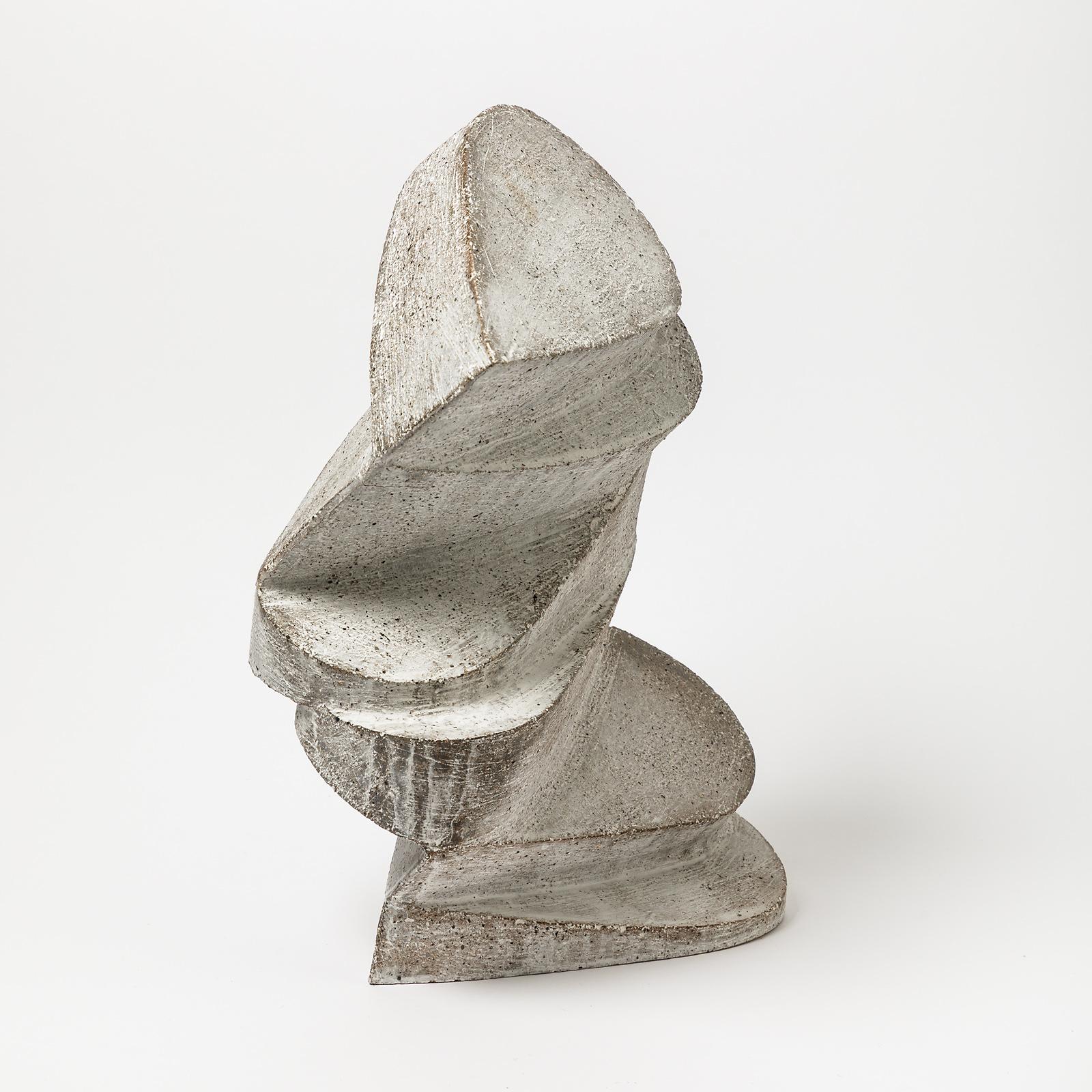 Beaux-Arts Sculpture en grès de Maarten Stuer, intitulée «loc in Motion », 2020 en vente