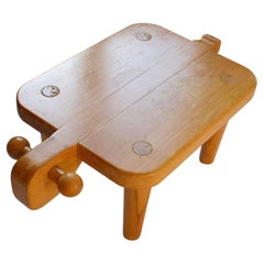 Sgabello in faggio del designer svedese "enfant terrible" Erik Höglund per Boda Trä