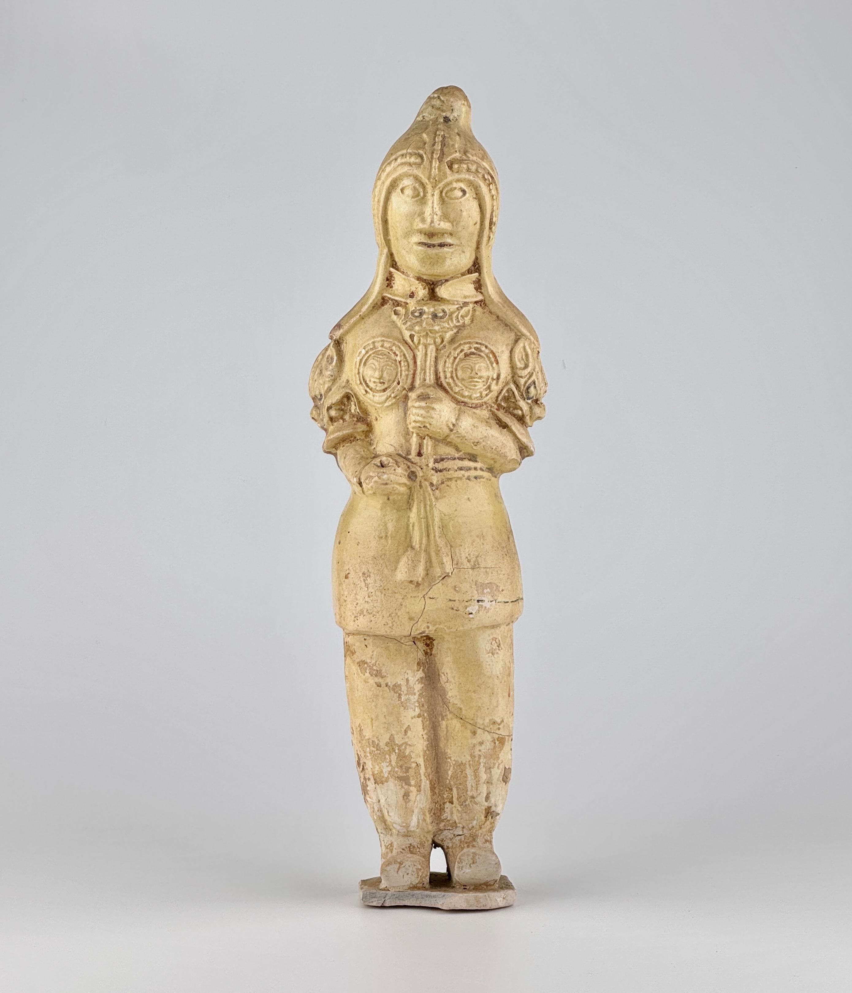 A Large Straw Glazed Pottery Figure of a Solider, Sui to Tang Dynasty For Sale 6