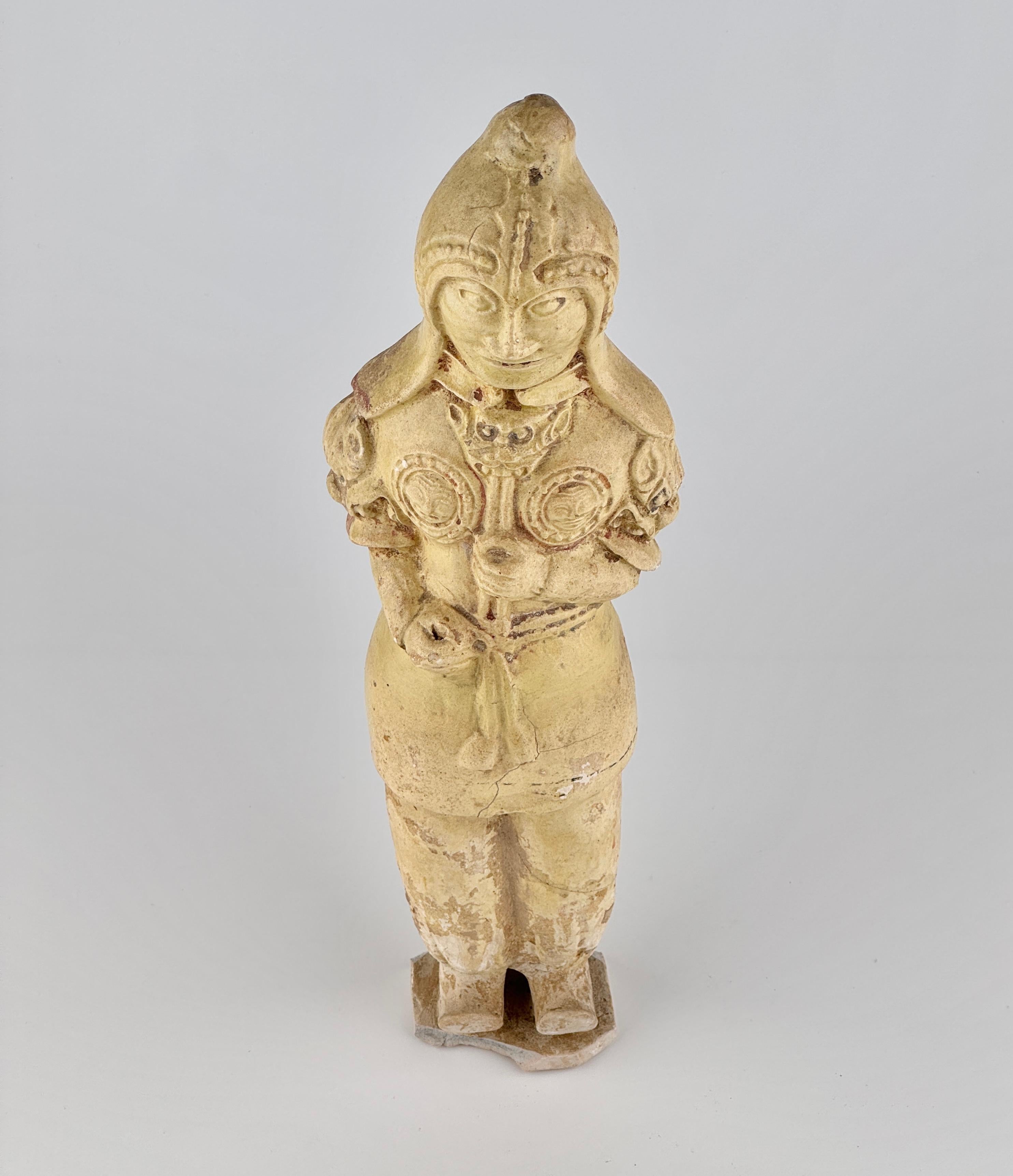 A Large Straw Glazed Pottery Figure of a Solider, Sui to Tang Dynasty For Sale 1