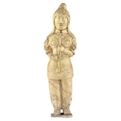 Grande figurine de soldat en poterie à glaçure paille, dynastie Sui à Tang