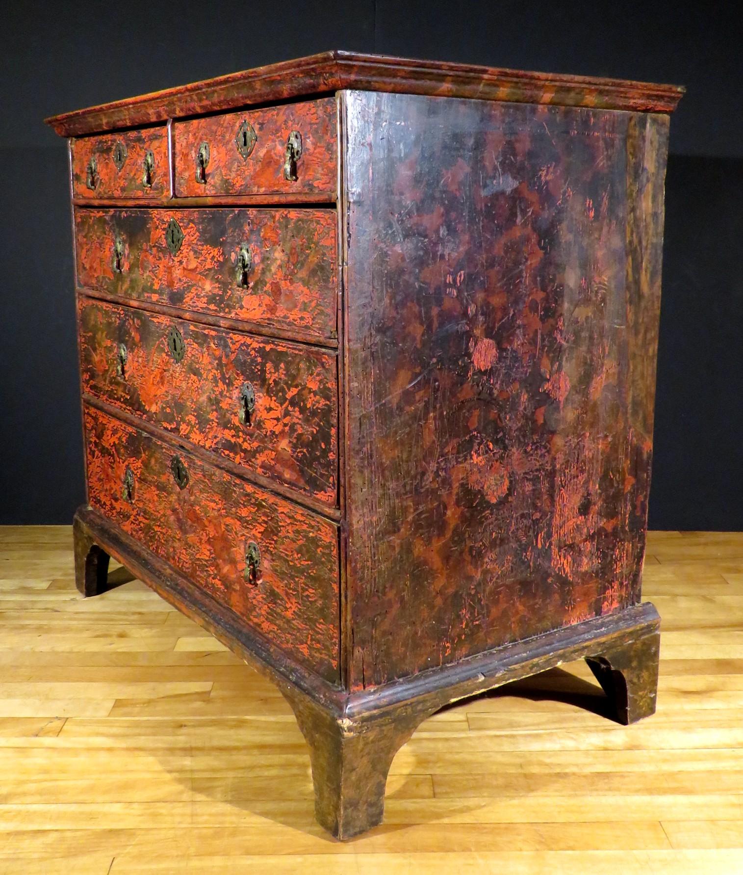 British George I Period Japanned Chest of Drawers, England Circa 1720 For Sale