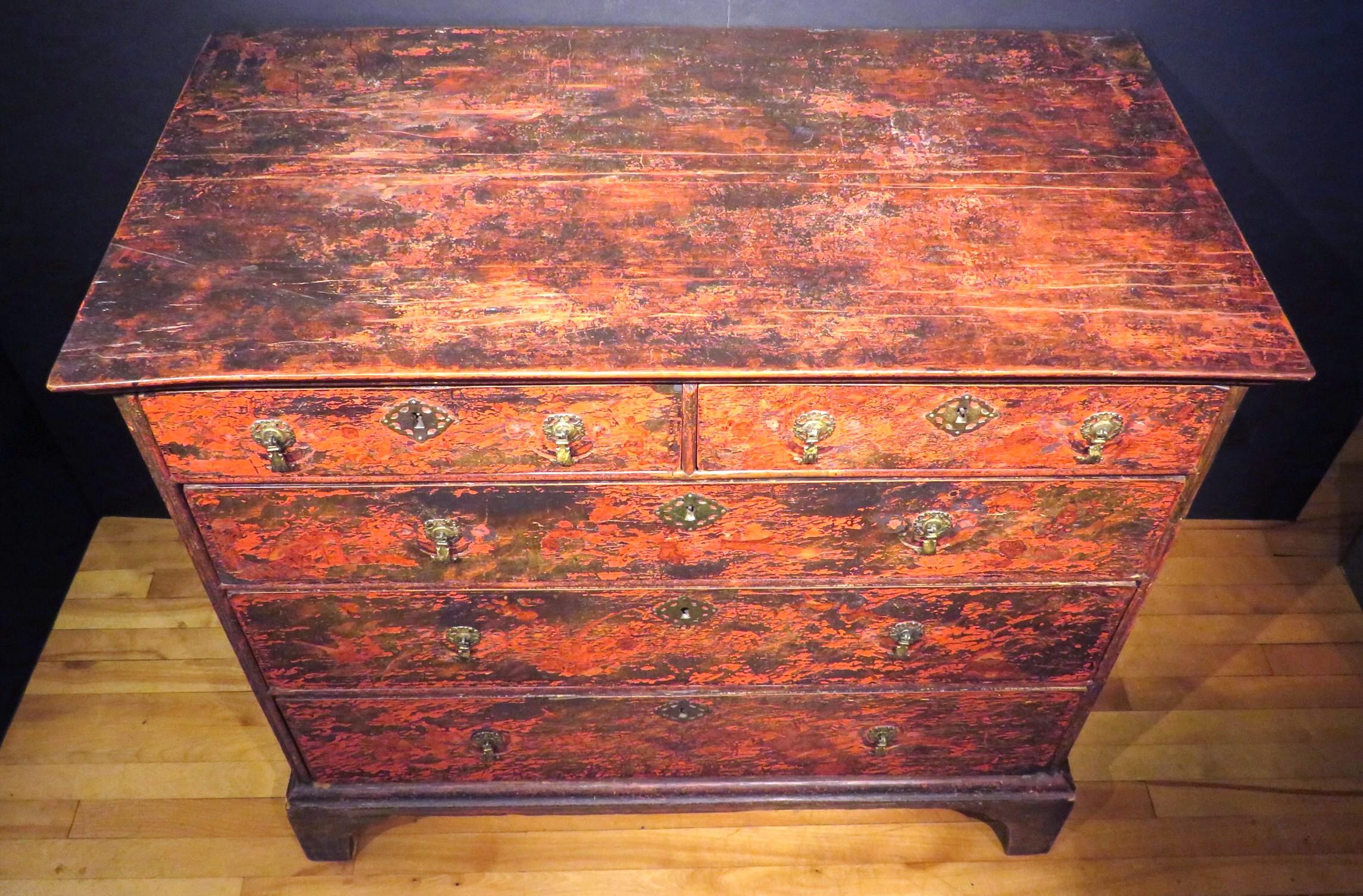 George I Period Japanned Chest of Drawers, England Circa 1720 For Sale 1