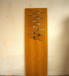A striking Scorpion coat stand by Anonima Design for Bonetto, Italy, 1970s.