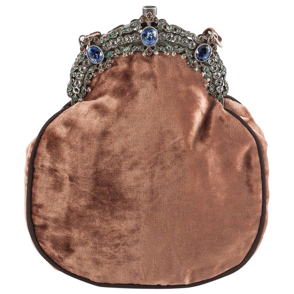 Superbe sac à main en velours encadré de pierres semi-précieuses/précieuses, Italie, années 20 en vente