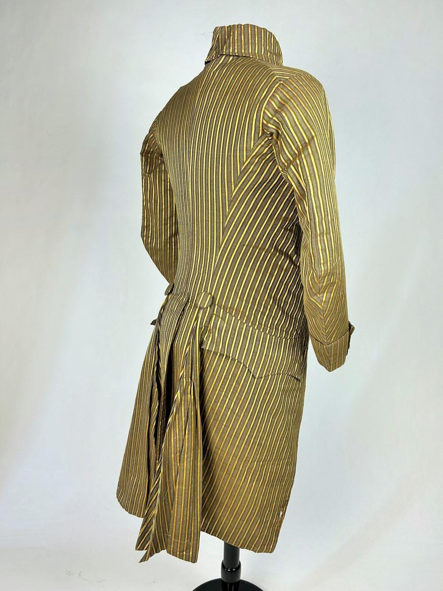 A striped Siamoise Frock Coat - French Revolution Period Circa 1790 For Sale 3