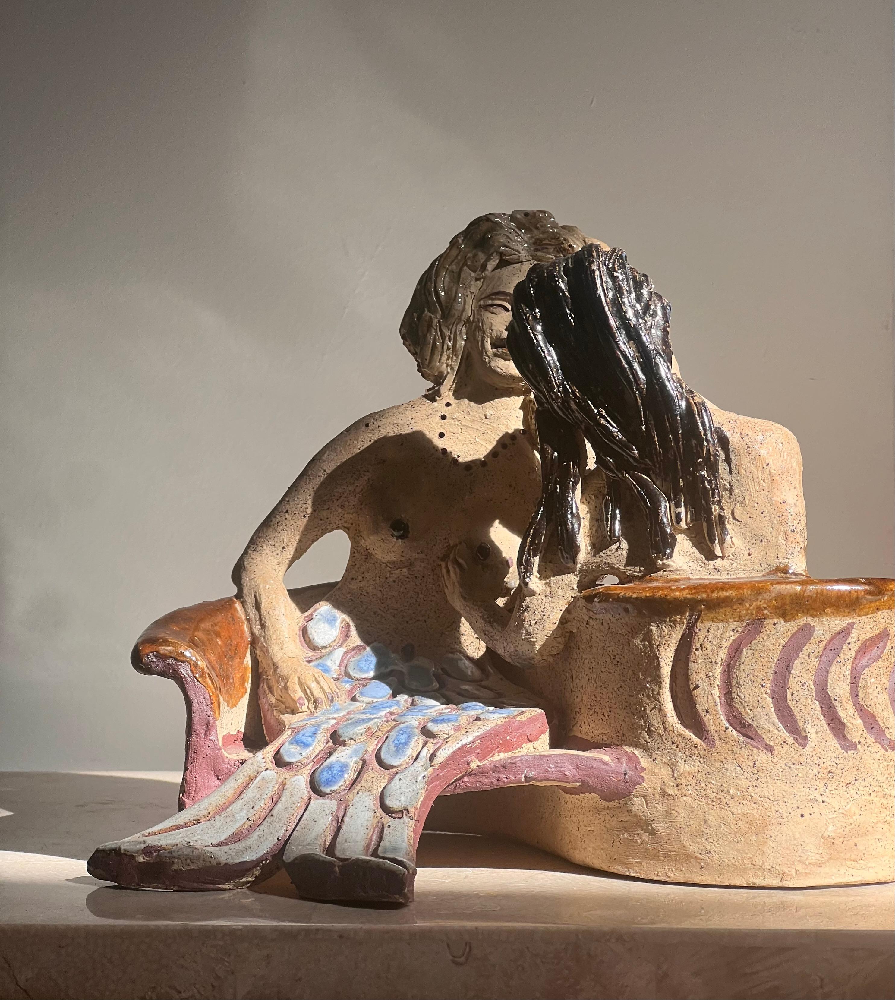 Scultura in ceramica da studio di due sirene, metà del XX secolo in vendita 10