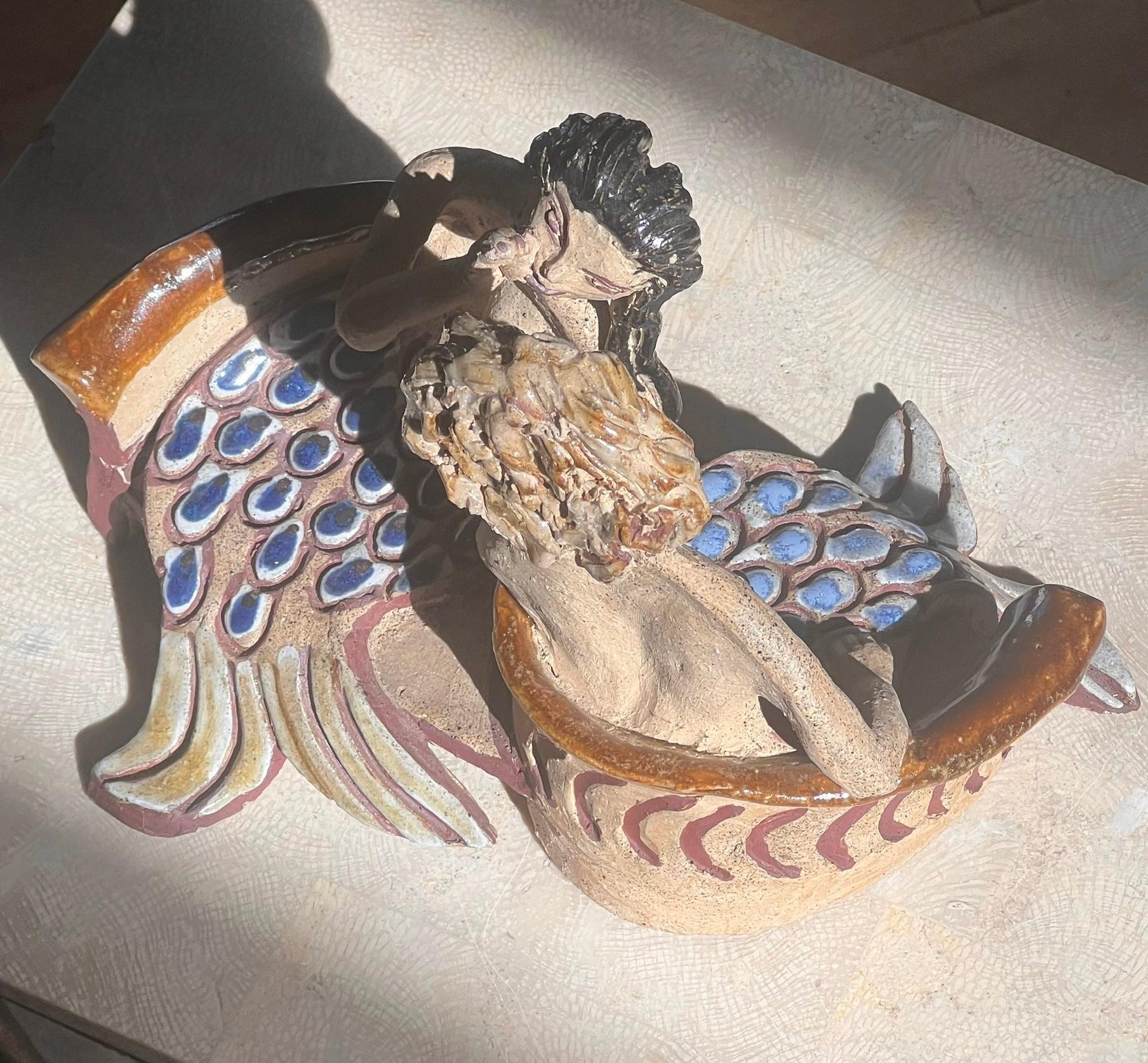 Scultura in ceramica da studio di due sirene, metà del XX secolo in vendita 11