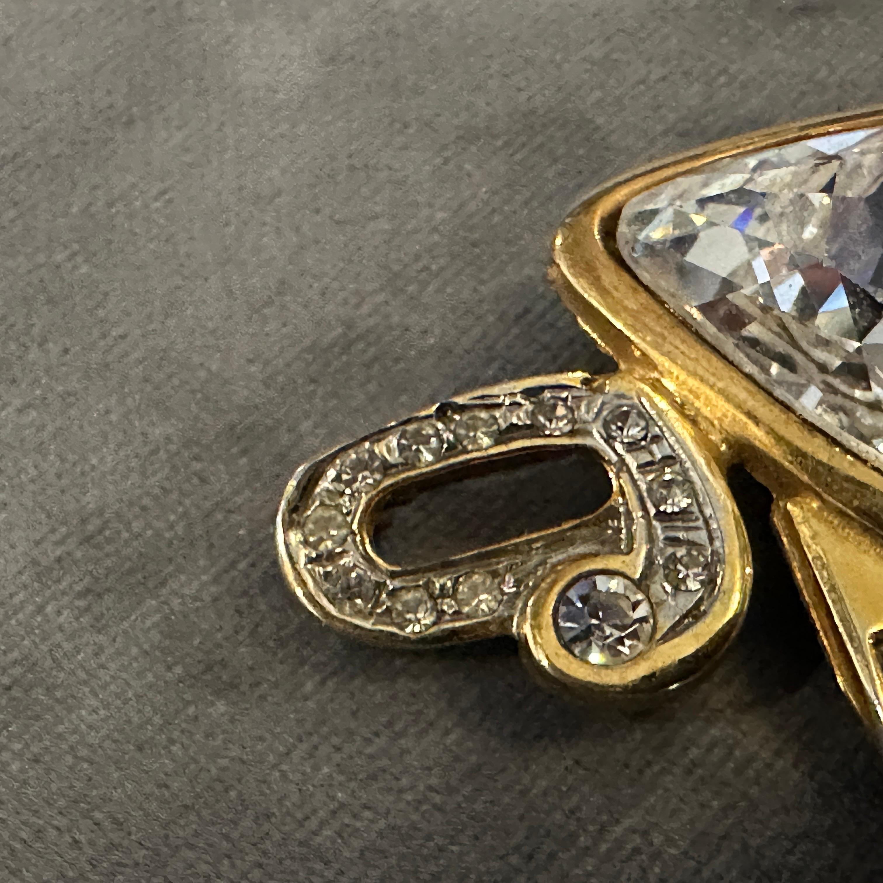 Eine atemberaubende 1930er Art Deco Modeschmuck Brosche für Damen oder Herren im Angebot