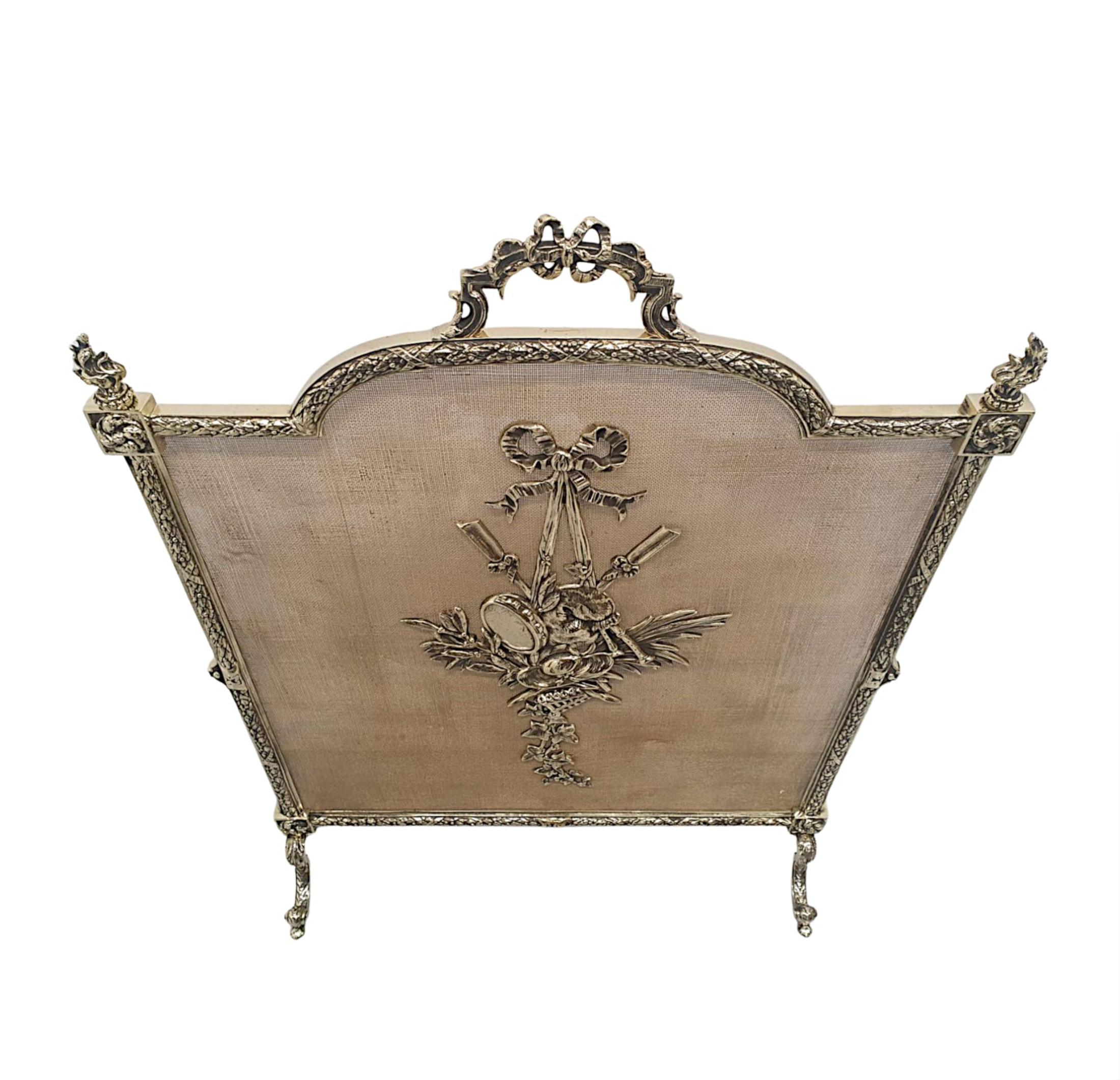  A Stunning 19th Century Fully Restored Brass Fire Screen  In Good Condition For Sale In Dublin, IE