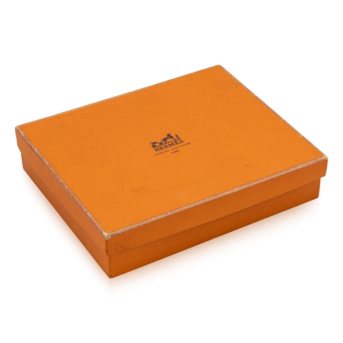 Uno straordinario posacenere in ceramica del XX secolo di Hermès, Francia In condizioni buone in vendita a Royal Tunbridge Wells, Kent