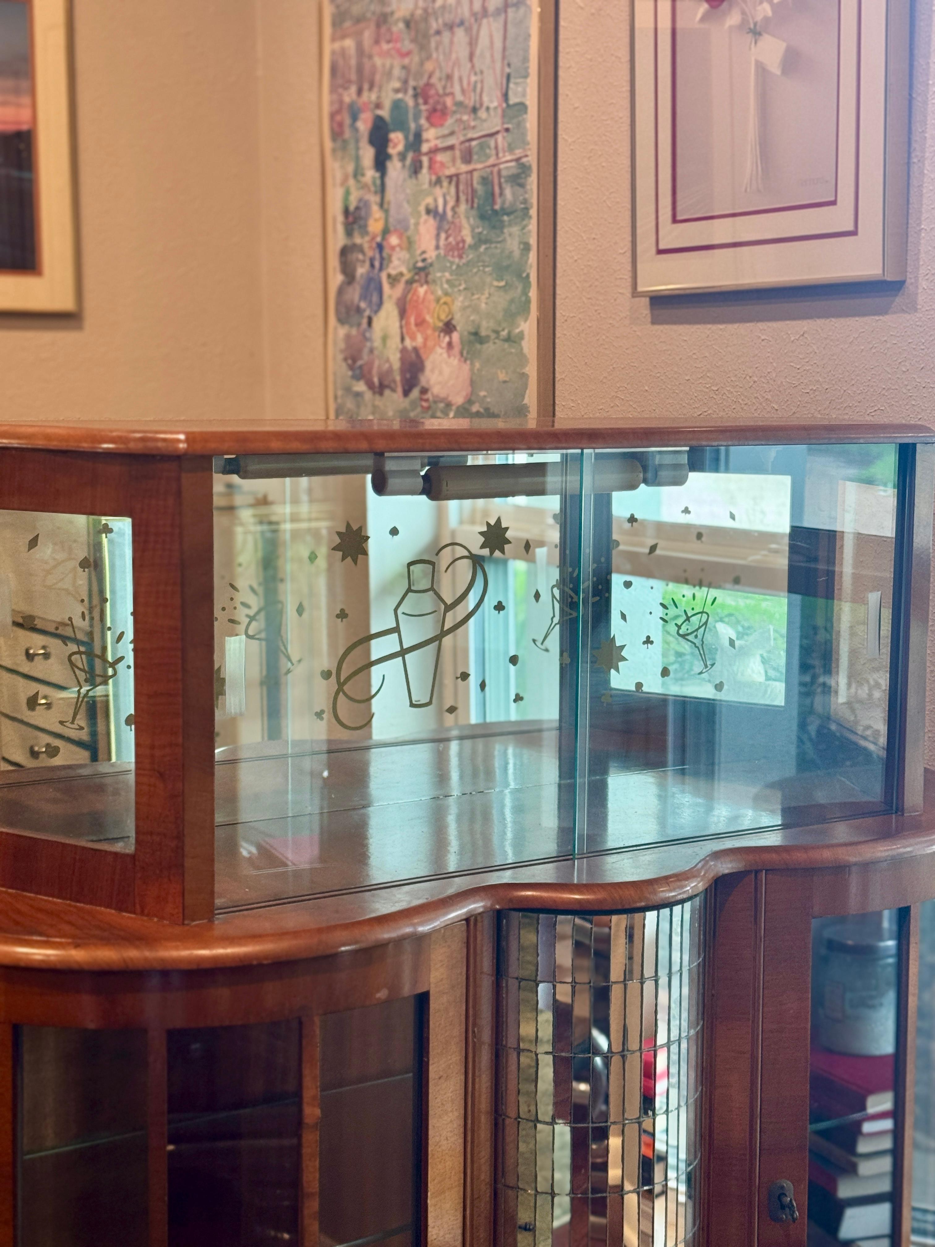 Uno splendido mobile da cocktail in stile Art Déco, anni '30 circa in vendita 1