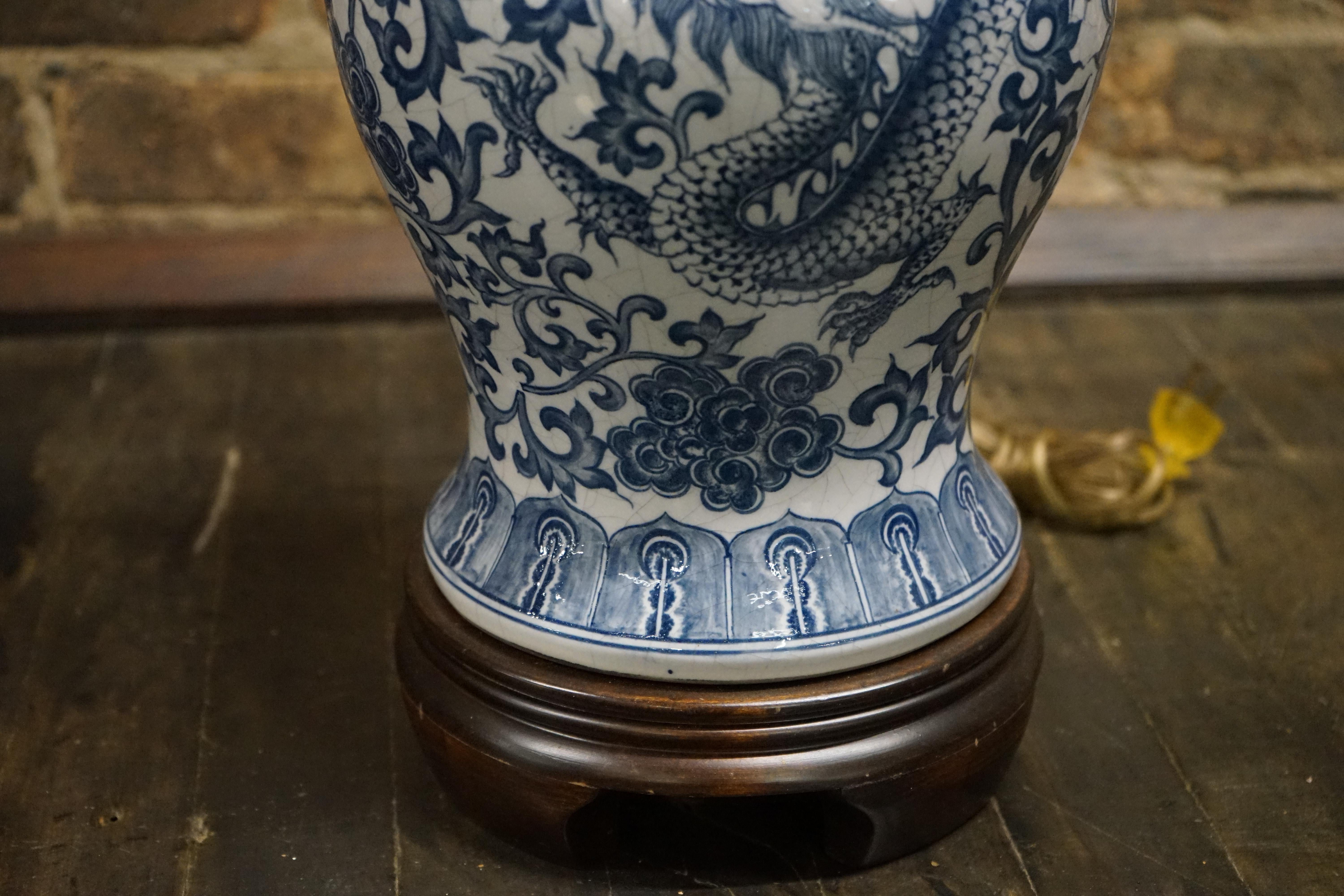 A Stunning Blue and White Ginger Jar Lamp with Dragon Motif by Frederick Cooper In Good Condition For Sale In Chicago, IL