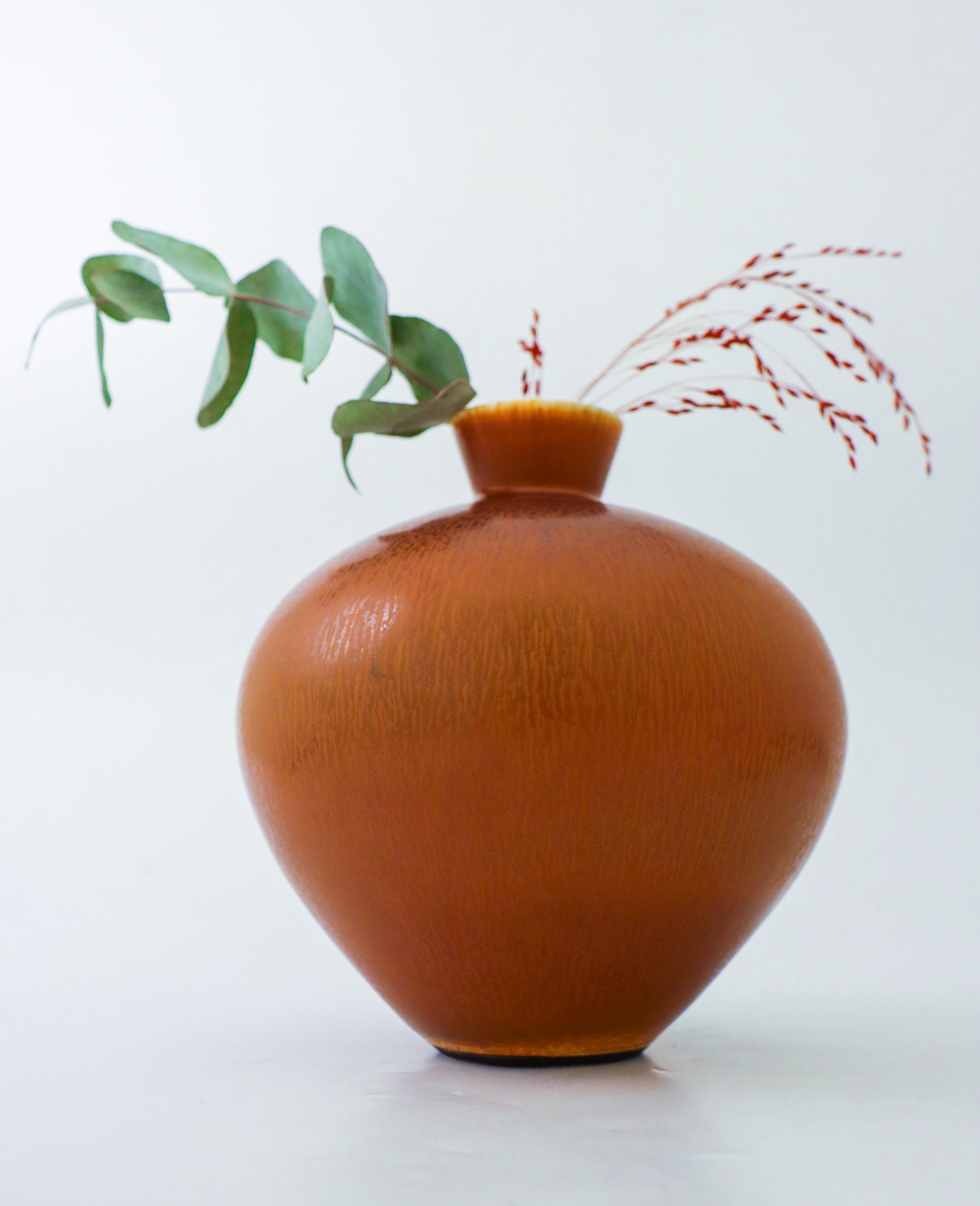 Céramique Superbe vase en céramique Brown à glaçure HAR - Berndt Friberg - Gustavsberg 1977 en vente