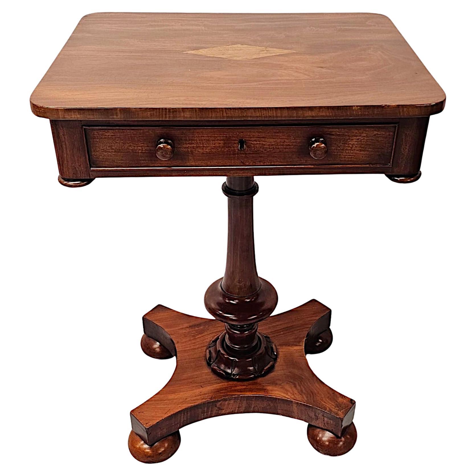 Superbe lampe, table d'appoint ou table centrale William IV du début du 19e siècle  en vente