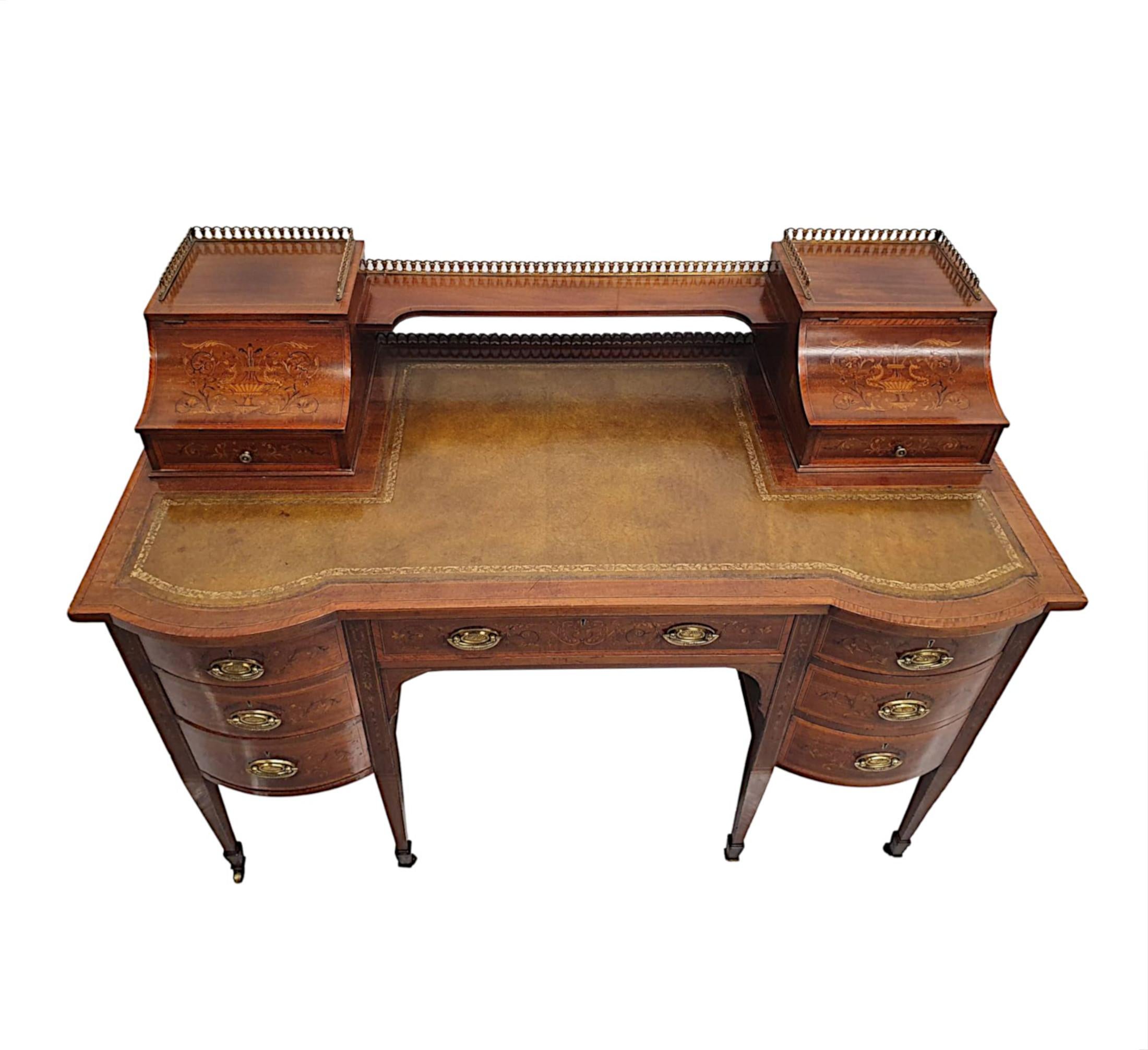 Anglais Superbe bureau édouardien dans le style de Carlton House par Maple of London en vente