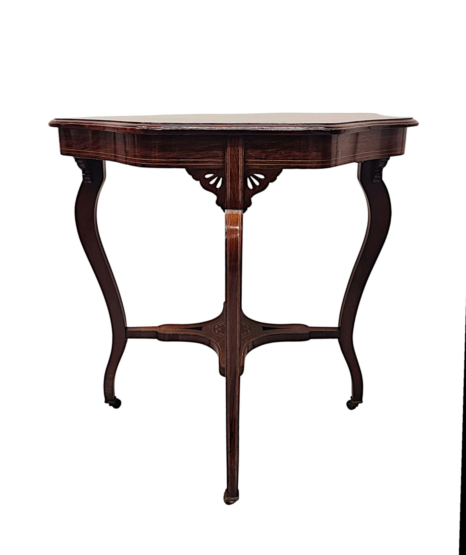 Atemberaubender edwardianischer Beistell- oder Lampentisch mit Intarsien (Edwardian) im Angebot
