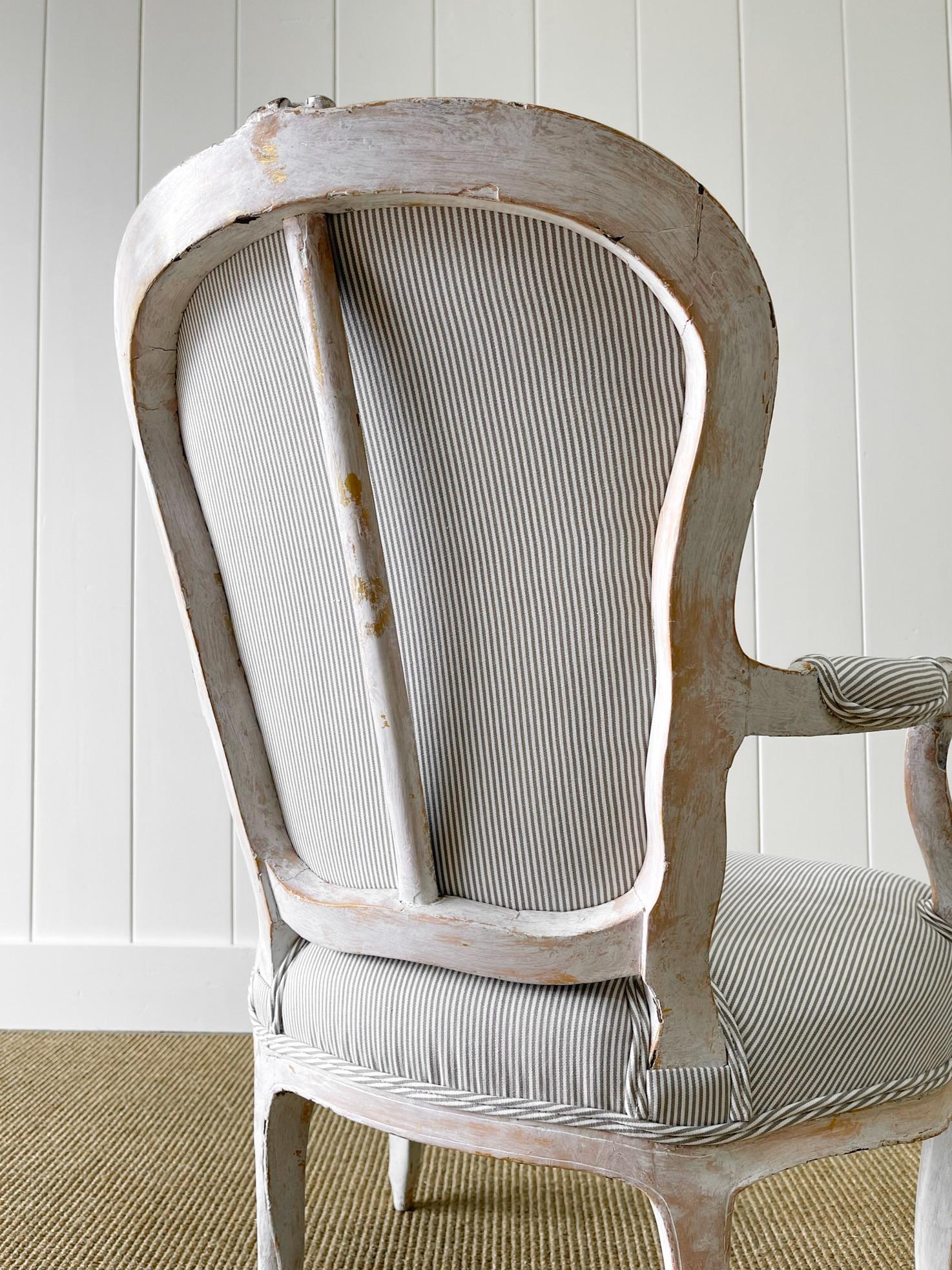 A Stunning Französisch 18. Jahrhundert Occasional Stuhl neu gepolstert im Angebot 10