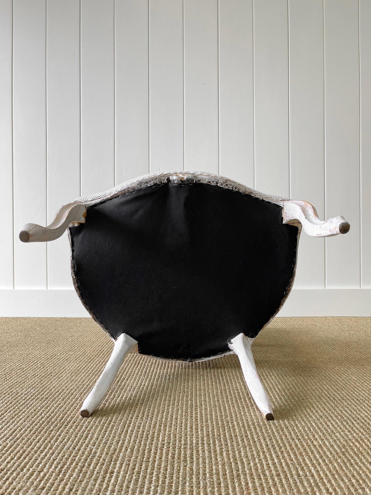 A Stunning Französisch 18. Jahrhundert Occasional Stuhl neu gepolstert im Angebot 14