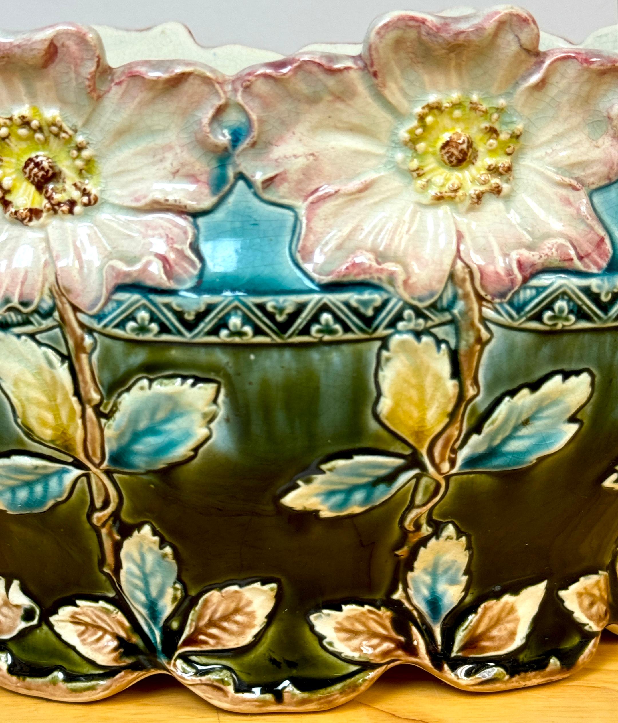 A Stunning French Art Nouveau Majolica Floral Centerpiece by Fives-Lille In Good Condition For Sale In West Palm Beach, FL