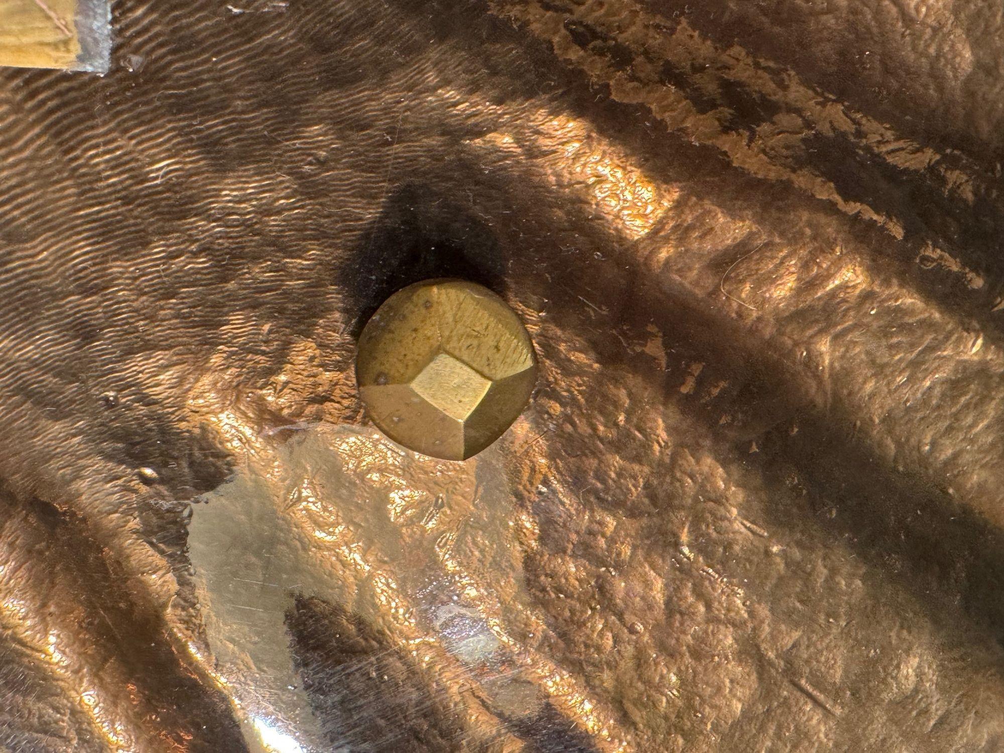 Uno splendido specchio italiano in bronzo con cornice in vetro di Murano e cornice interna in ottone in vendita 5