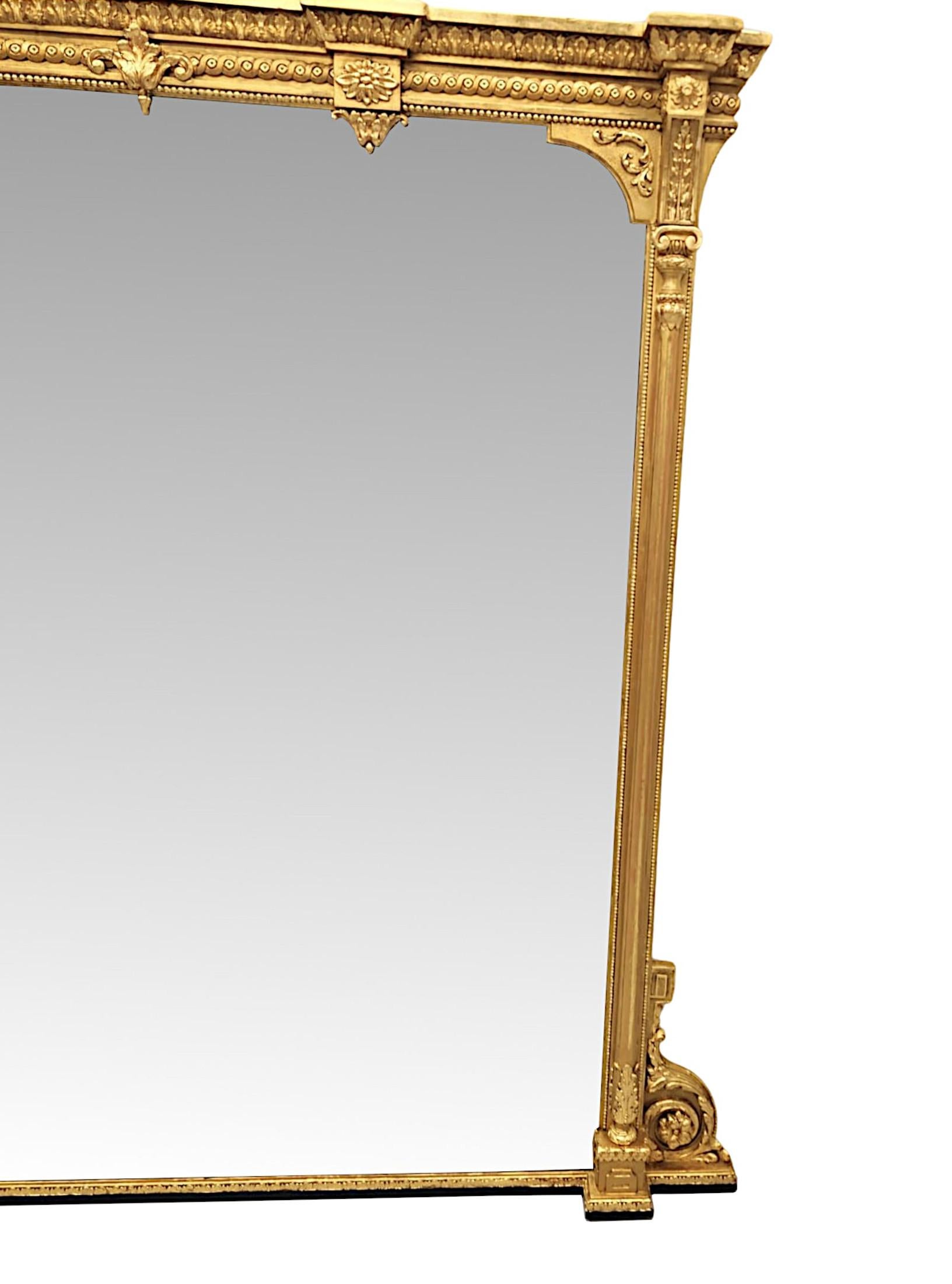 Vetro Uno splendido grande specchio in legno dorato del XIX secolo in vendita