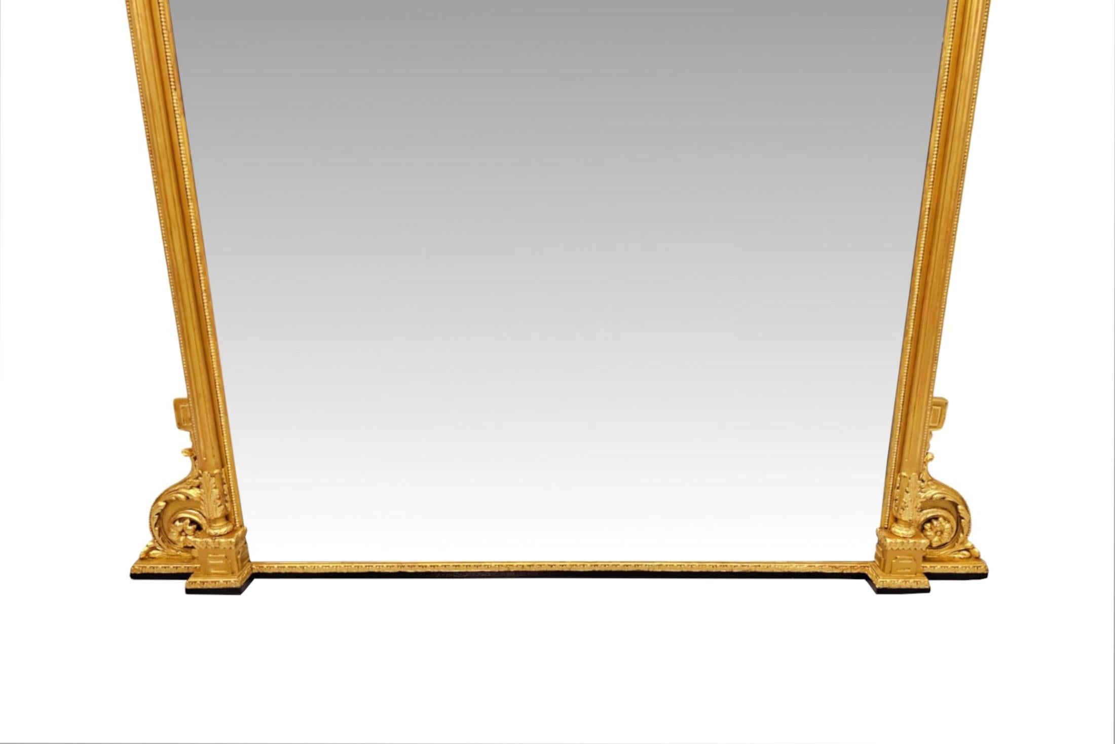 Uno splendido grande specchio in legno dorato del XIX secolo in vendita 2