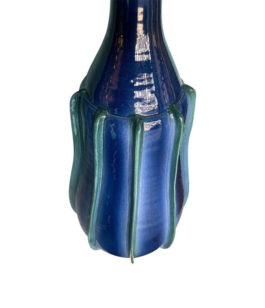 Una splendida coppia di grandi lampade italiane in ceramica blu e verde degli anni '80 in vendita 9