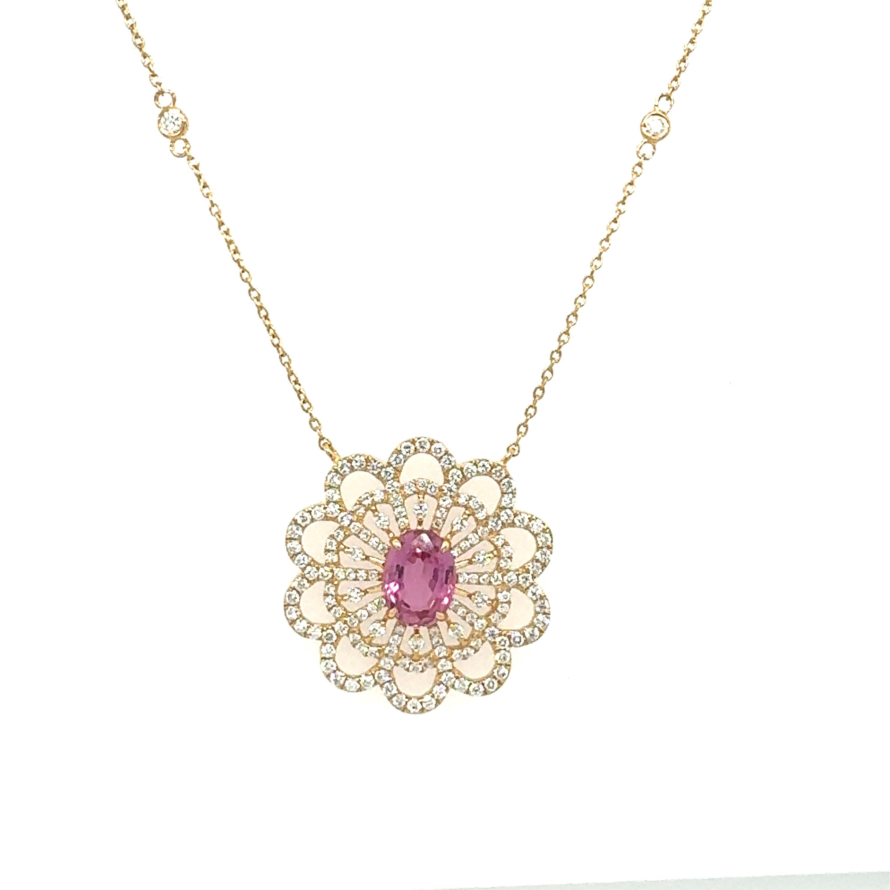 Women's A stunning necklace of natural pink sapphire with diamond For Sale