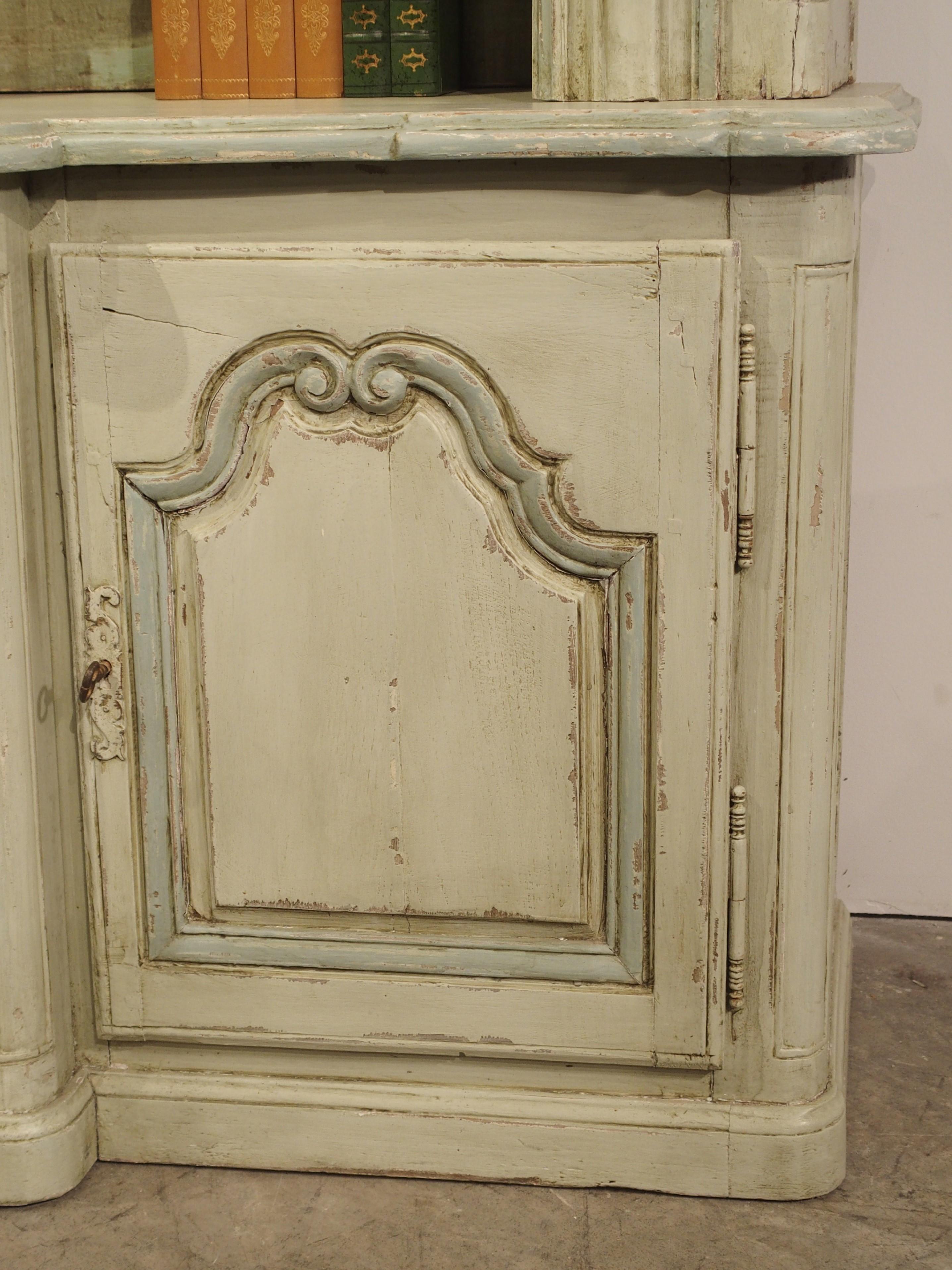 Stunning Painted Bibliotheque Enfilade from a Chateau Near Lauragais, France In Good Condition In Dallas, TX