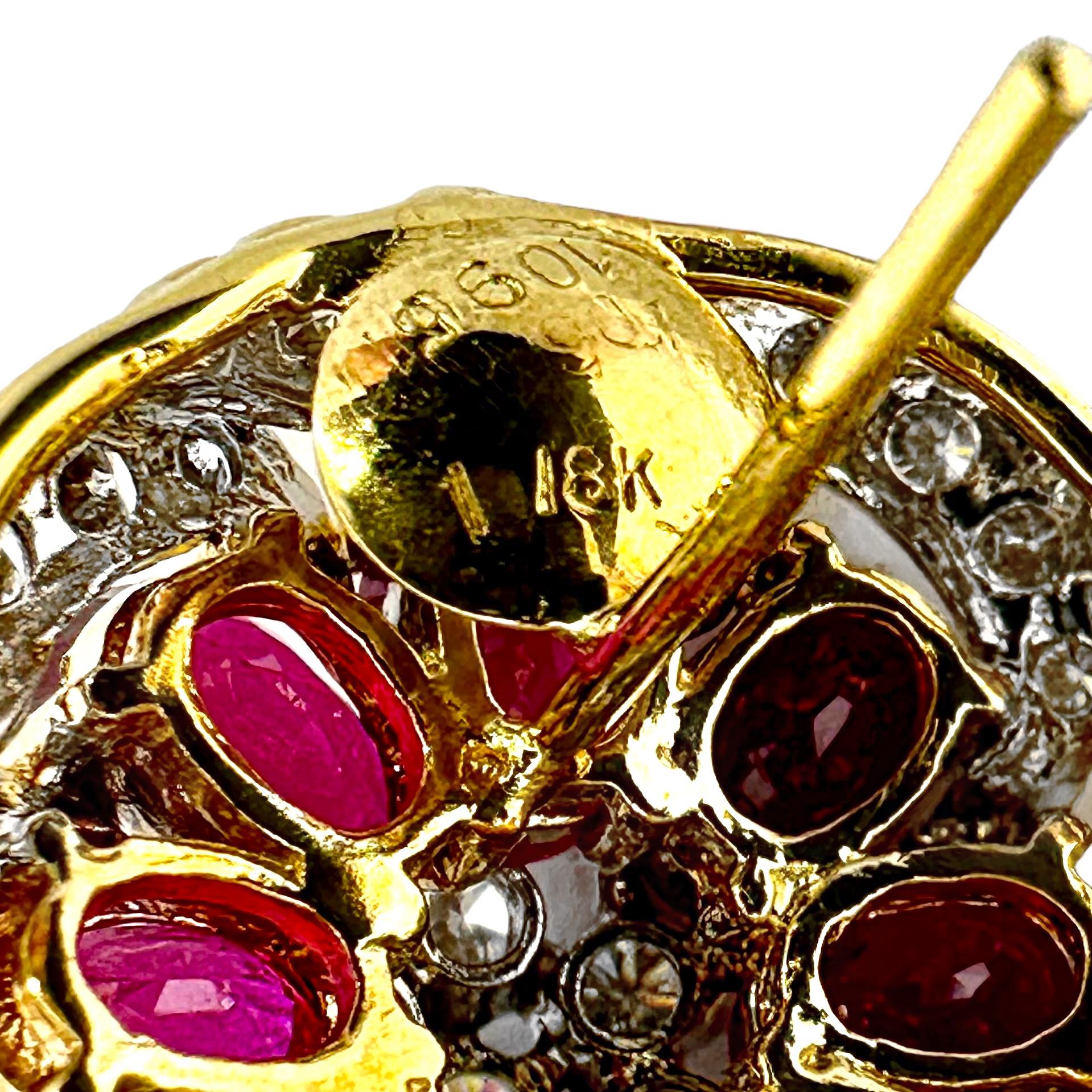 Ein atemberaubendes Paar burmesischer Rubin-Ohrringe aus 18 Karat Gelbgold mit Diamanten 1