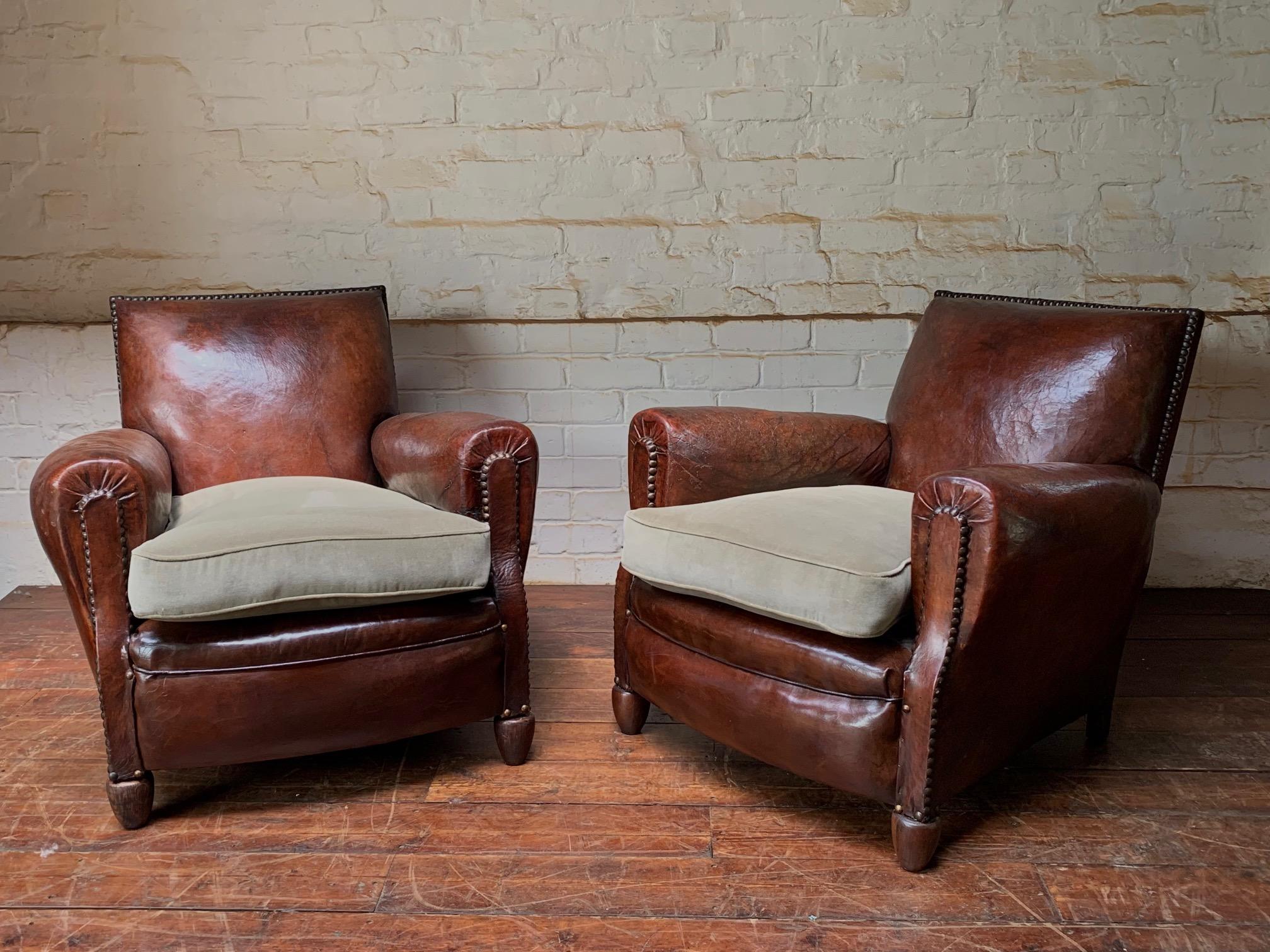 A Stunning Pair of French Leather club Chairs, Normandy Model Circa 1920’s For Sale 7
