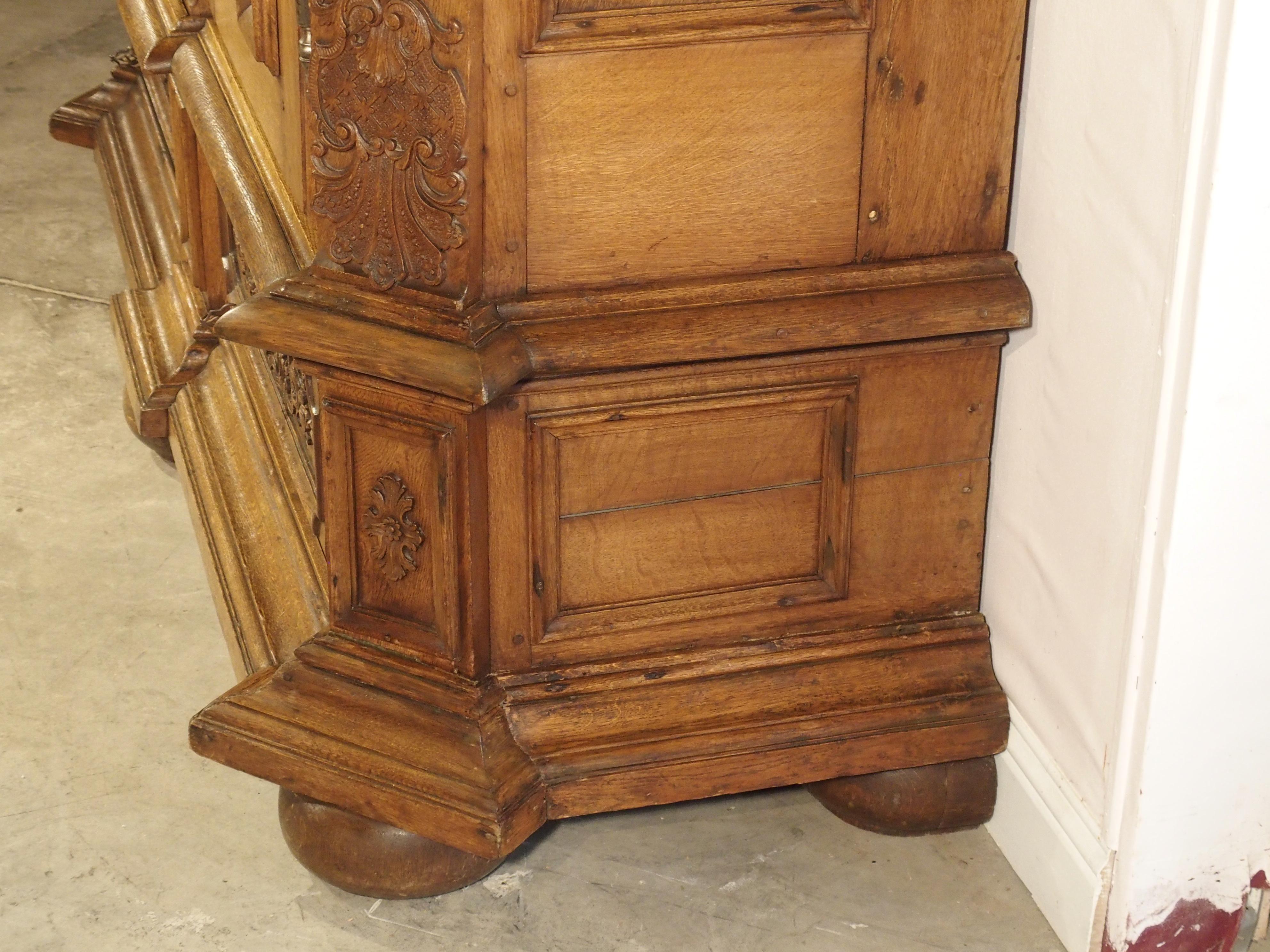 Stunning Period Regence Armoire in Carved Oak, France, Circa 1720 For Sale 6
