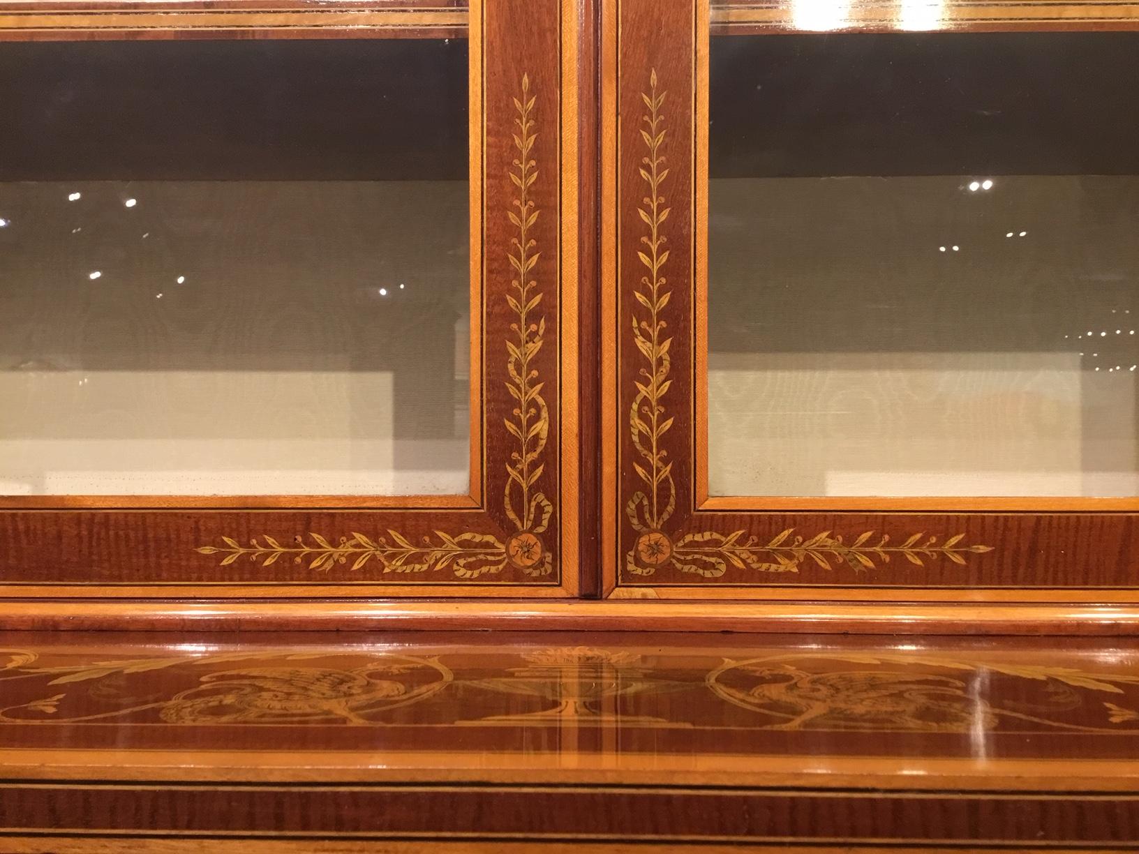 Stunning Quality Marquetry Inlaid Cabinet by Edwards & Roberts of London For Sale 4