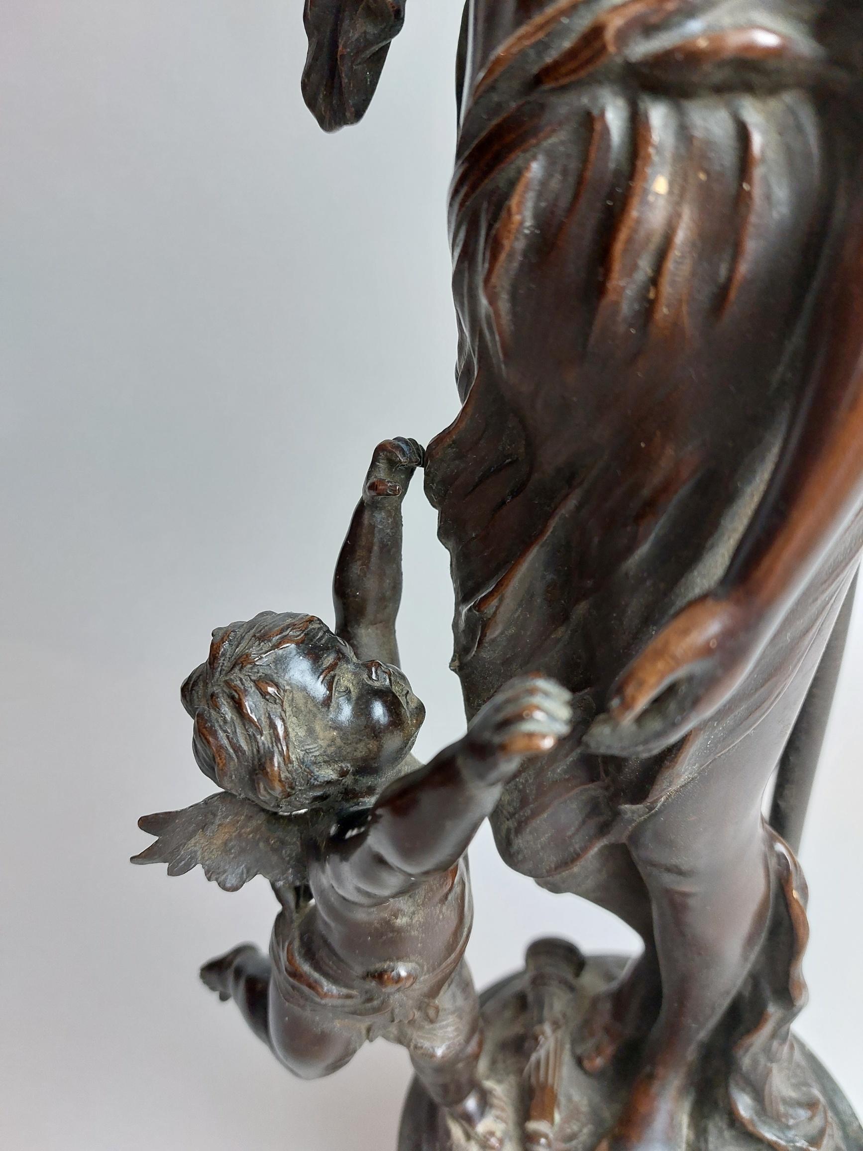 Stylish 19th Century Bronze Lamp Base of a Half Nude Lady with Cherub In Good Condition For Sale In London, GB